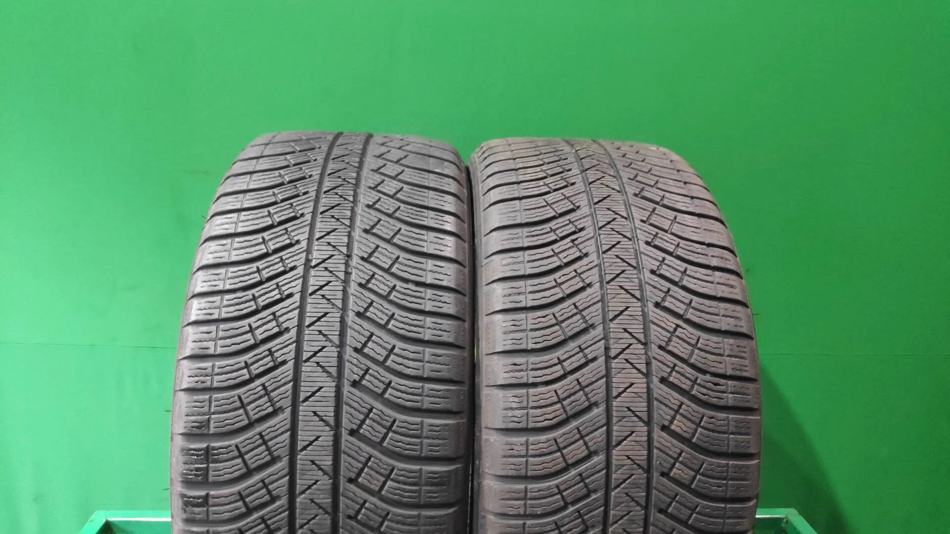 270/40 R21 Michelin Pilot Alpin 5 SUV зимние нешипованные