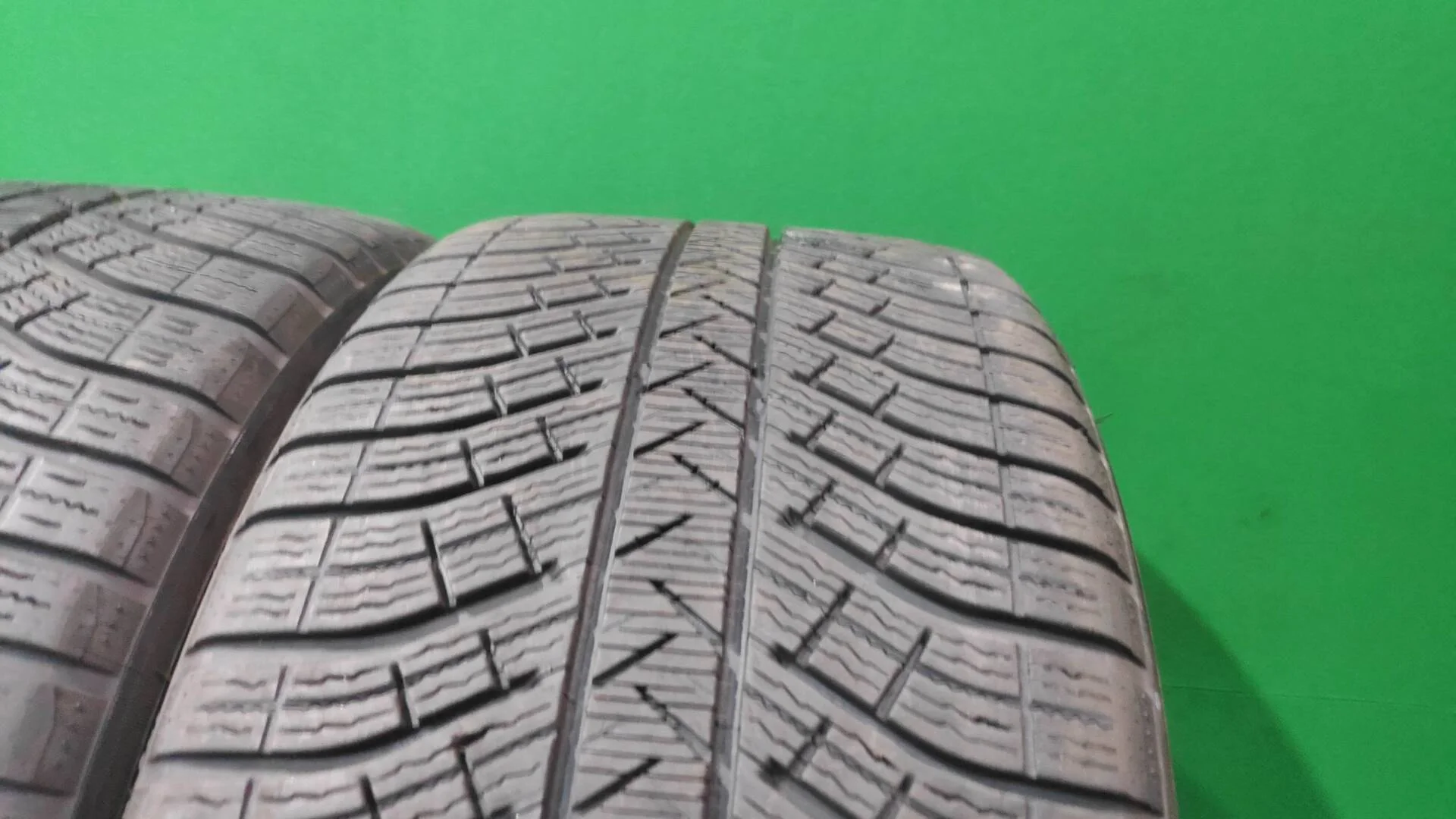 270/40 R21 Michelin Pilot Alpin 5 SUV зимние нешипованные - миниатюра 4
