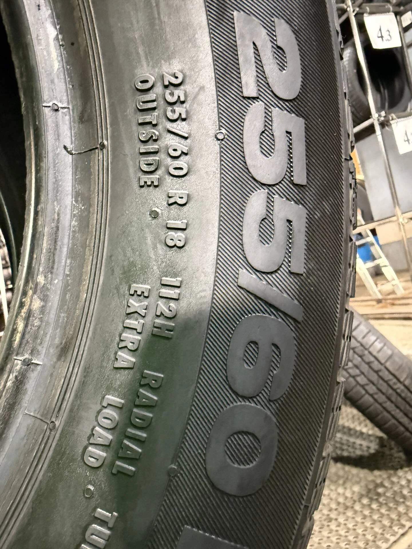 255/60 R18 дюймов Continental ContiCrossContact Winter зимние нешипованные - миниатюра 2