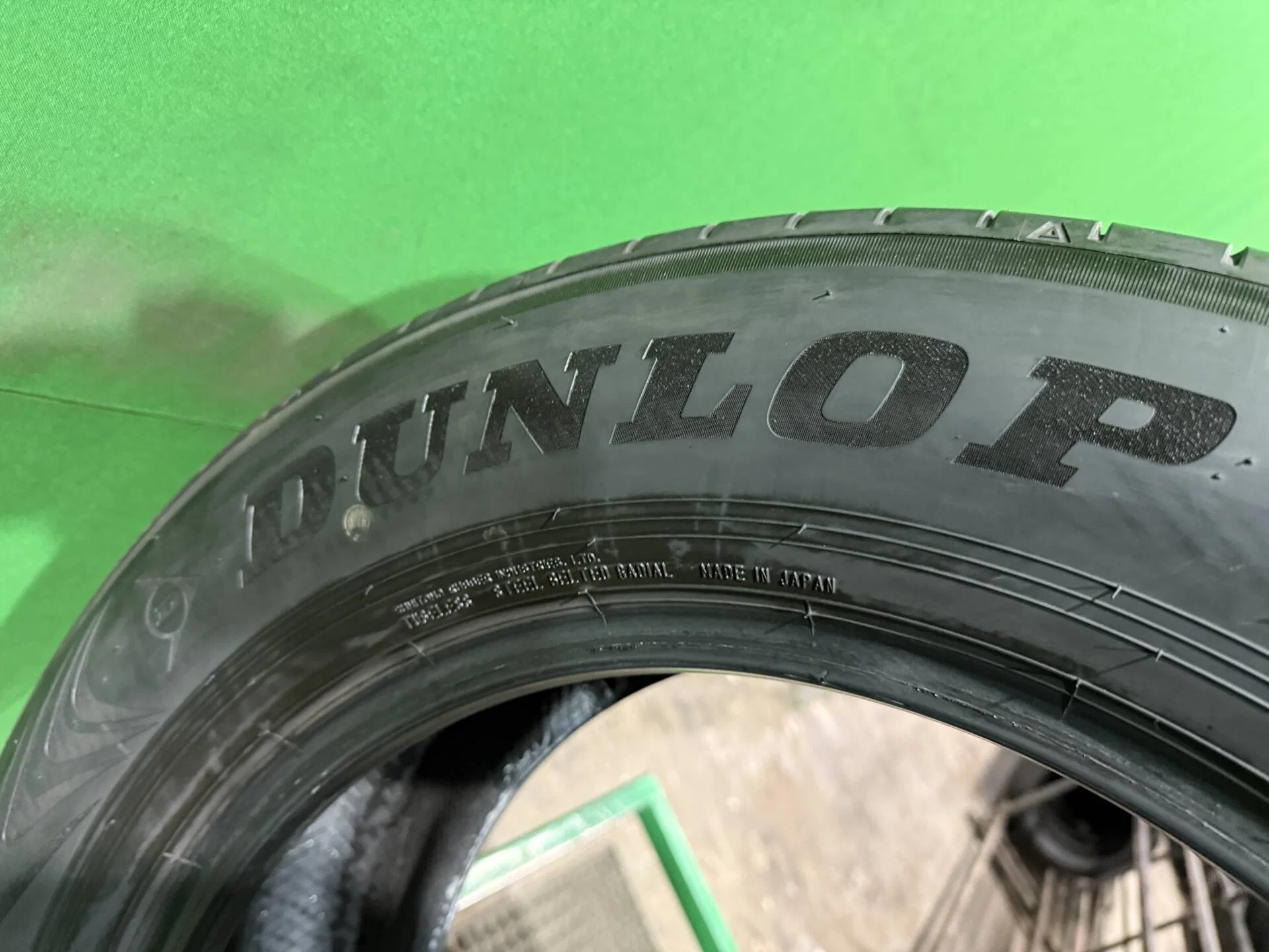 245/60 R18 дюймов Dunlop SP Sport Maxx 060+ летние - миниатюра 4
