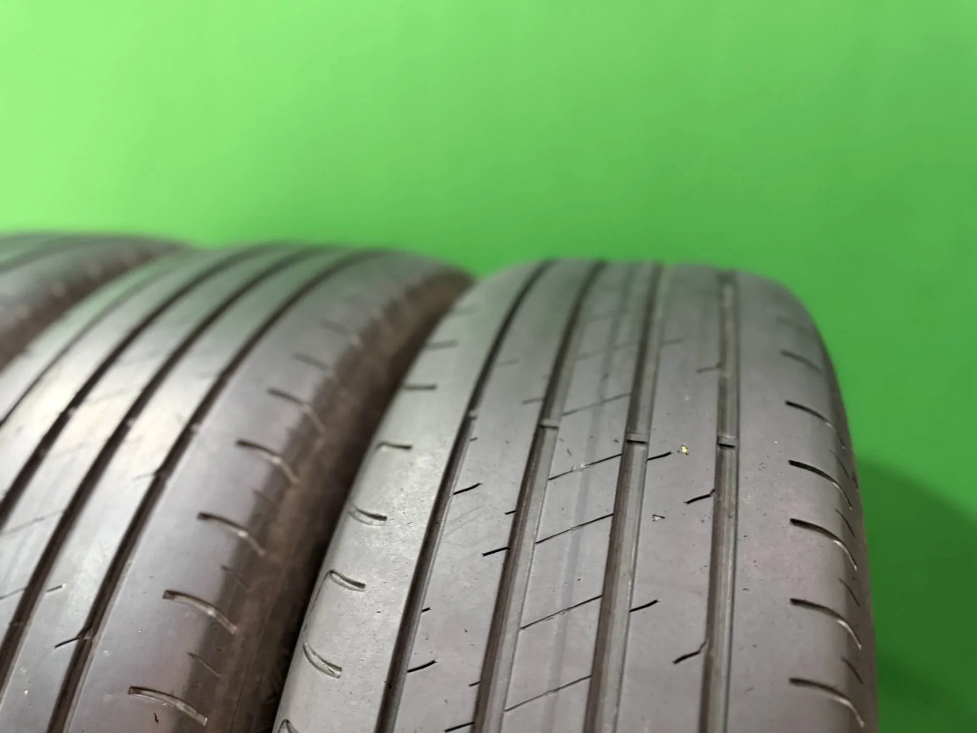 215/60 R17 дюймов Goodyear UltraGrip Performance 2 летние - миниатюра 8