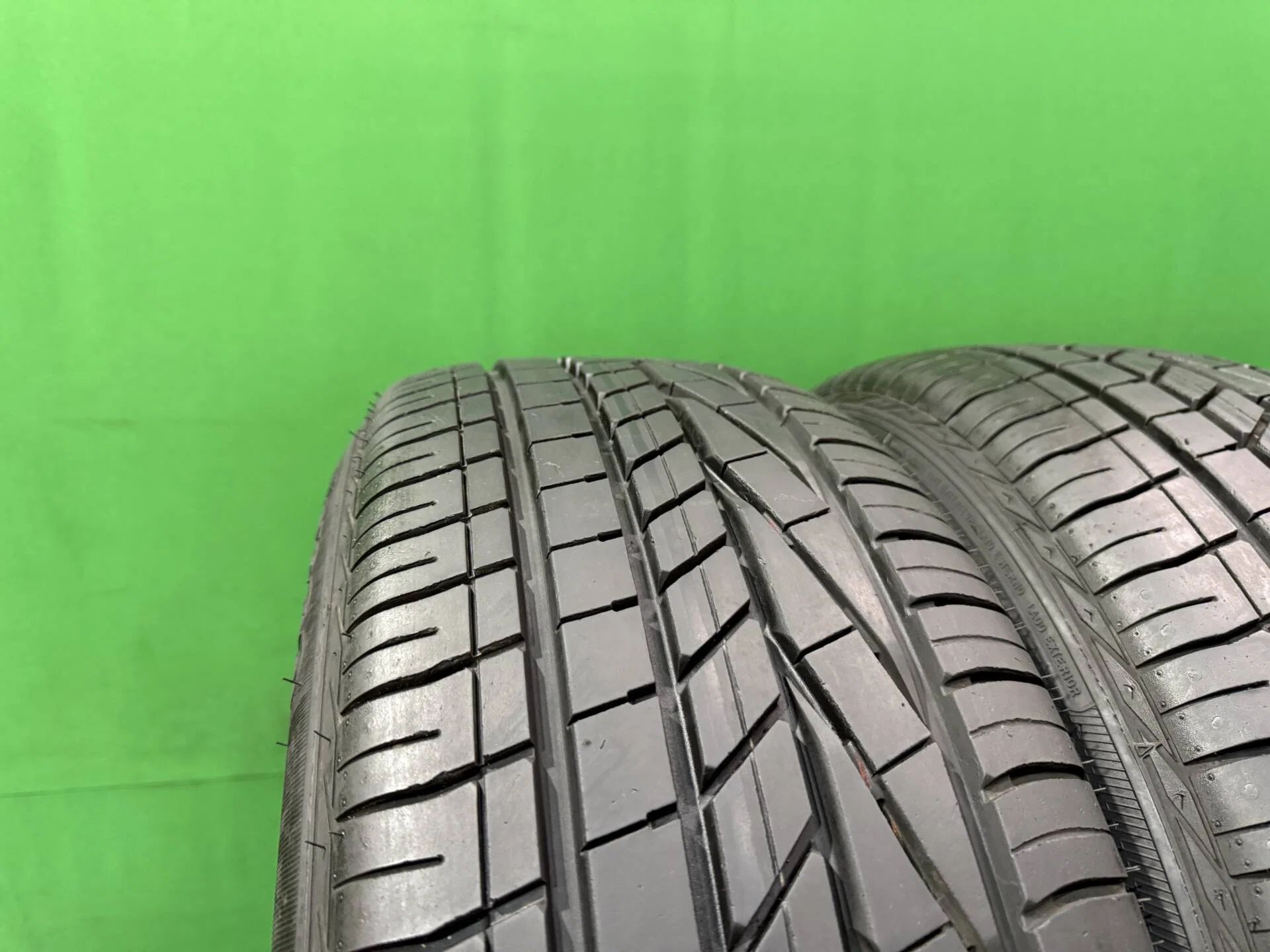235/55 R19 дюймов Goodyear Excellence летние - миниатюра 5