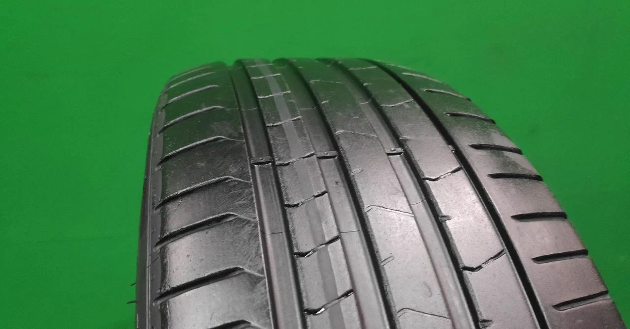 Pirelli P Zero PZ4 245/40 R21 100Y - миниатюра 2