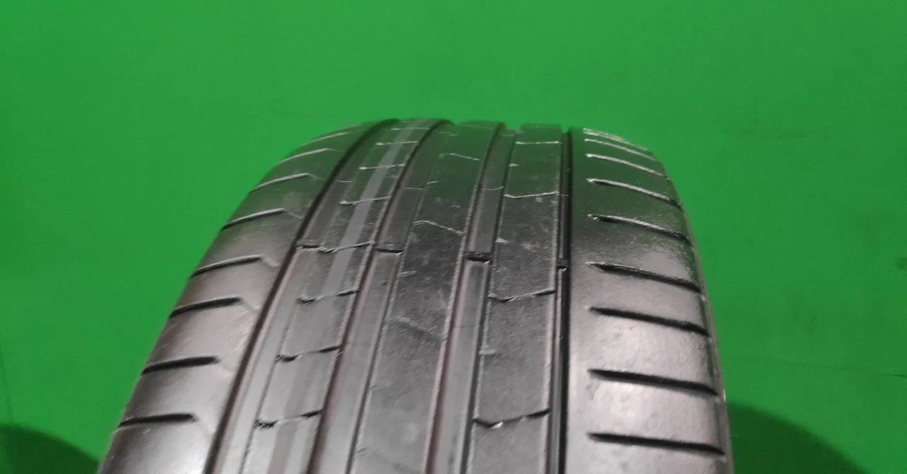 Pirelli P Zero PZ4 245/40 R21 100Y - миниатюра 4