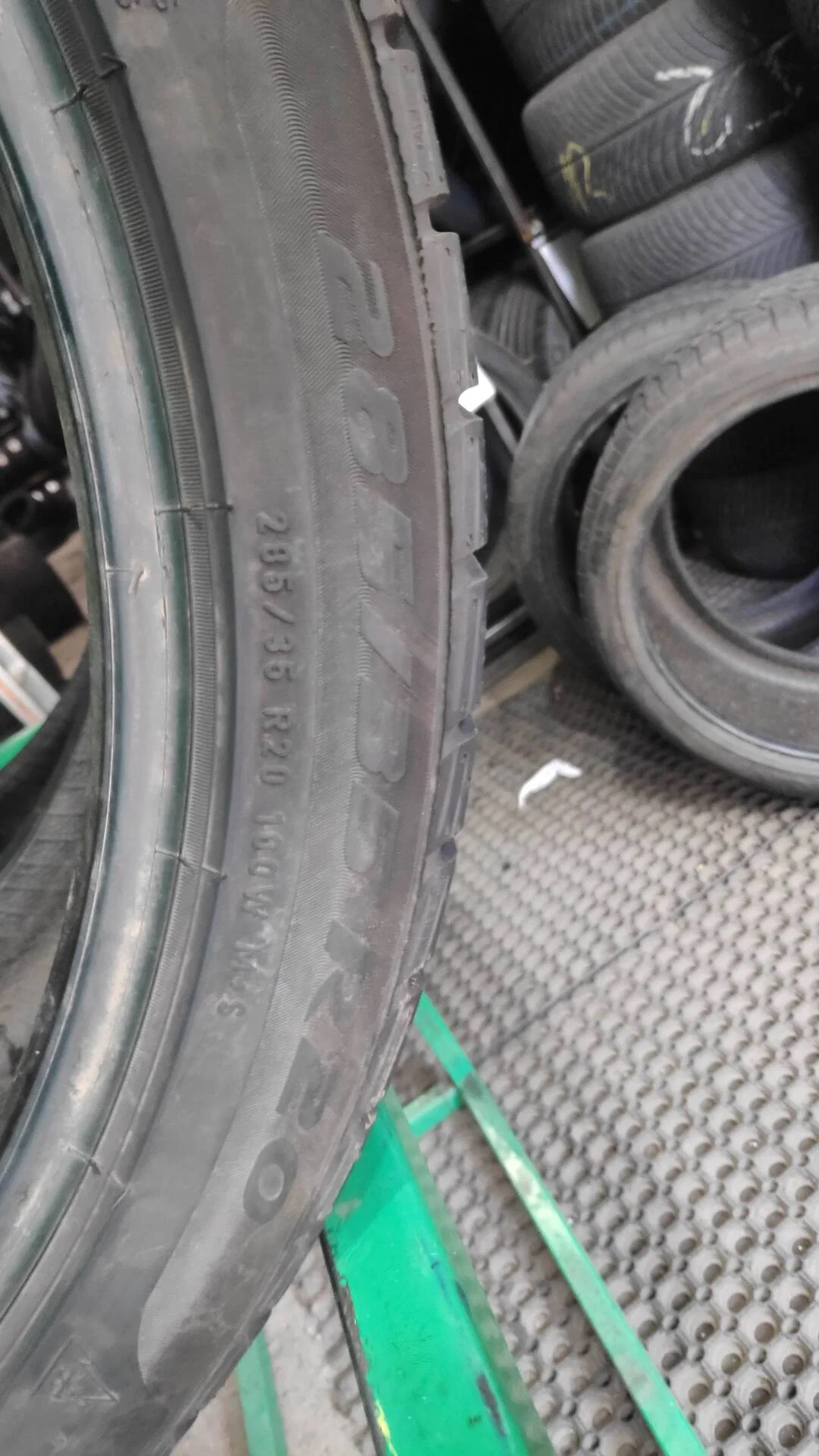 285/35 R20 Pirelli Winter Sottozero 3 зимние нешипованные - миниатюра 2