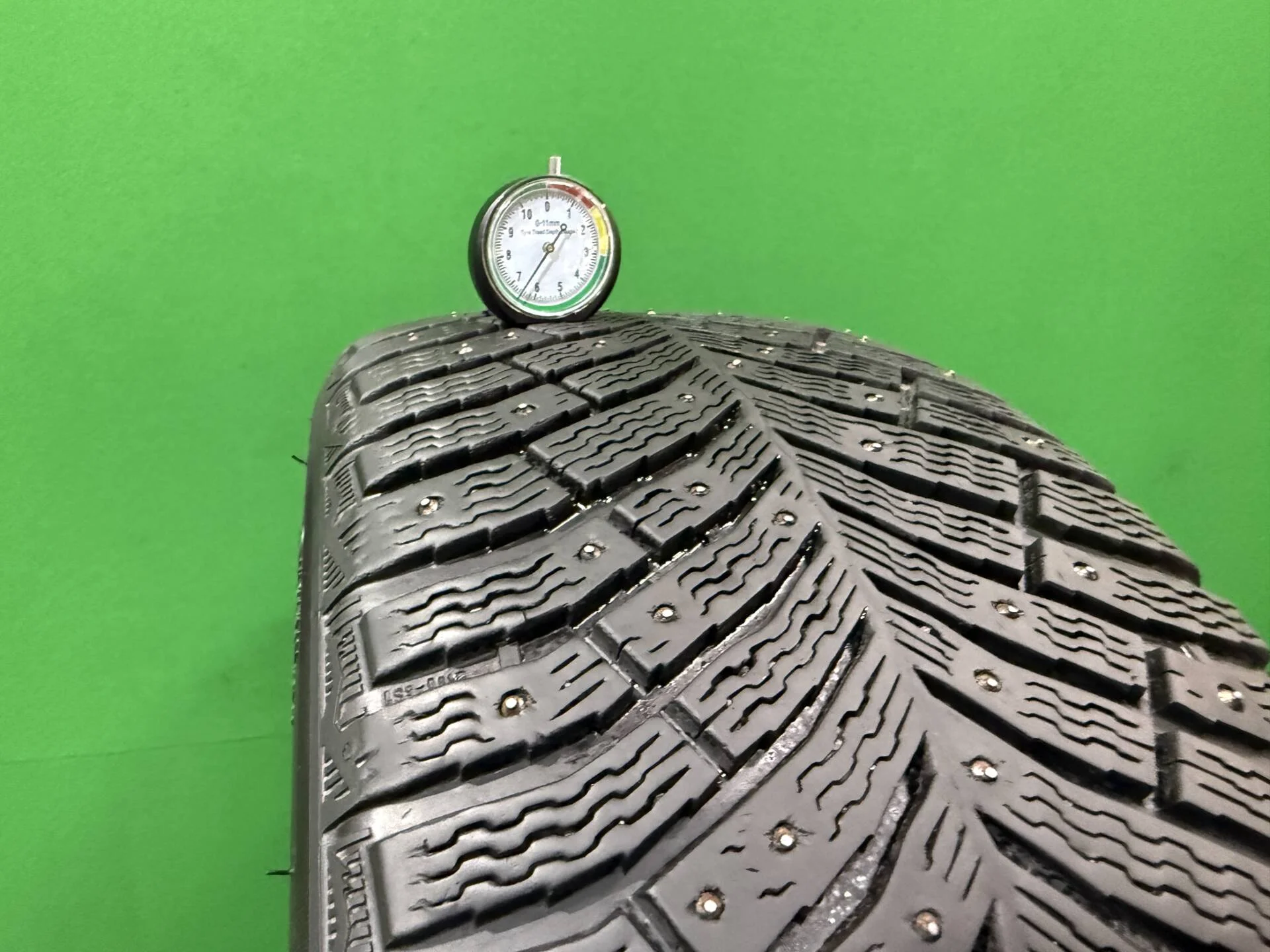 245/45 R19 дюймов Michelin X-Ice North 4 зимние шипованные - миниатюра 4