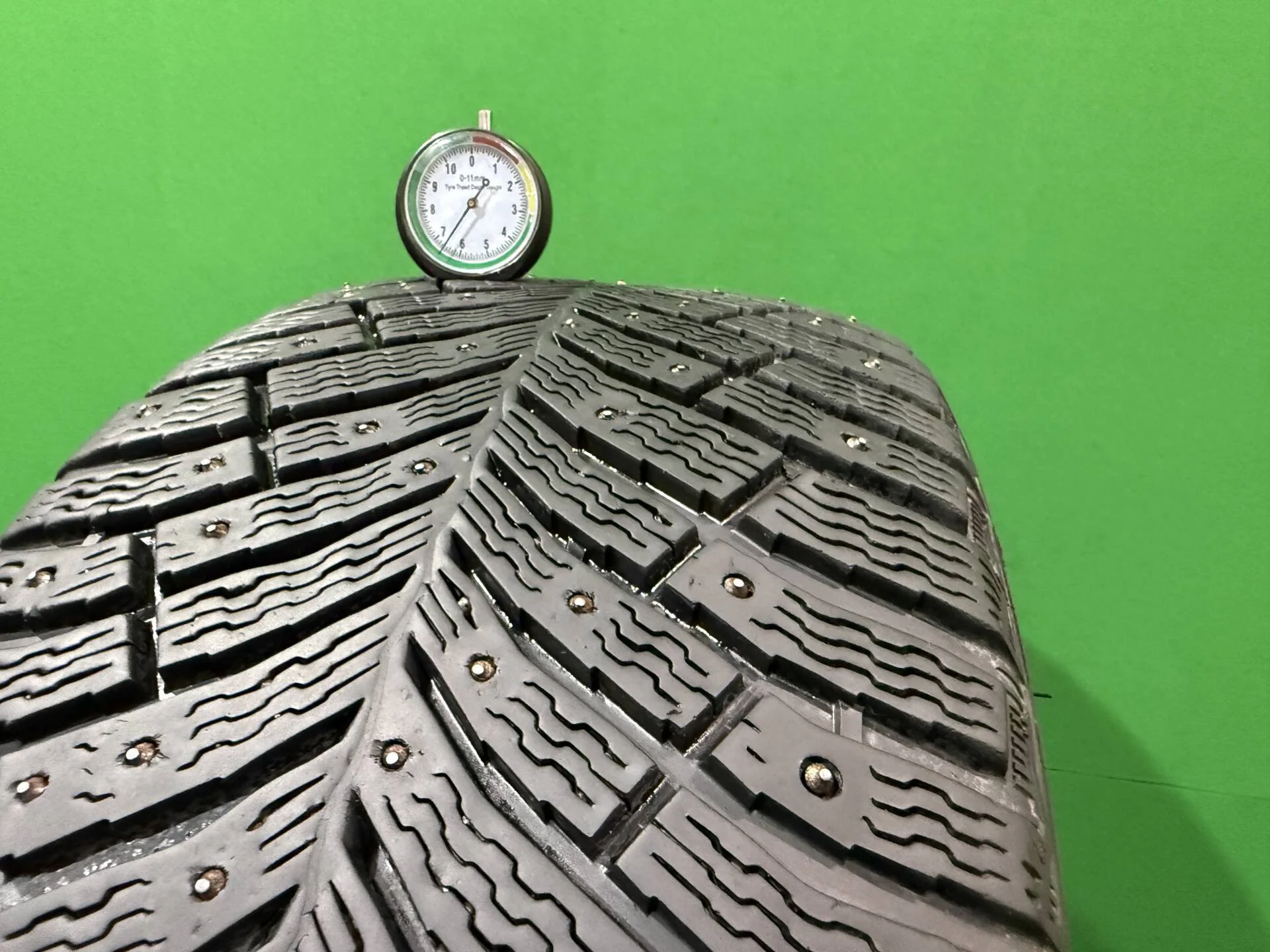 245/45 R19 дюймов Michelin X-Ice North 4 зимние шипованные - миниатюра 8