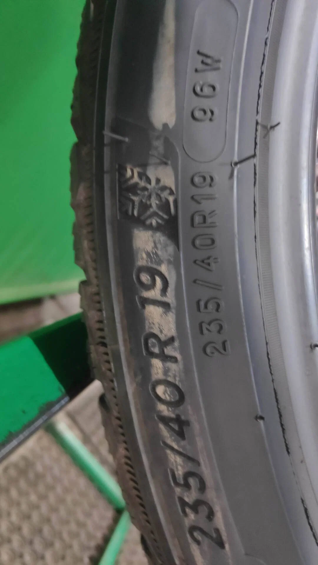 235/40 R19 Michelin Pilot Alpin 5 зимние нешипованные - миниатюра 2