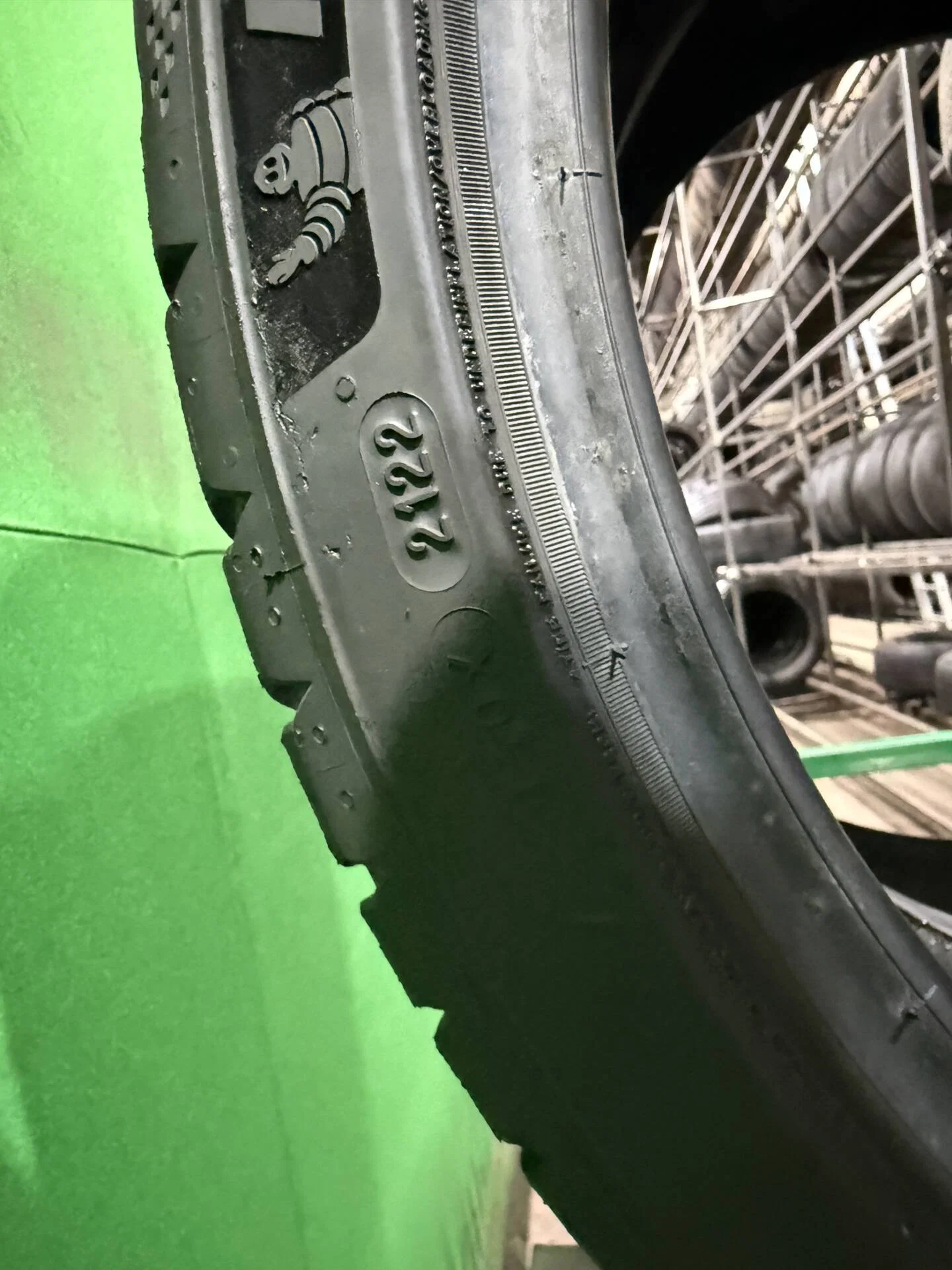 235/35 R19 дюймов Michelin Pilot Sport 5 летние - миниатюра 3