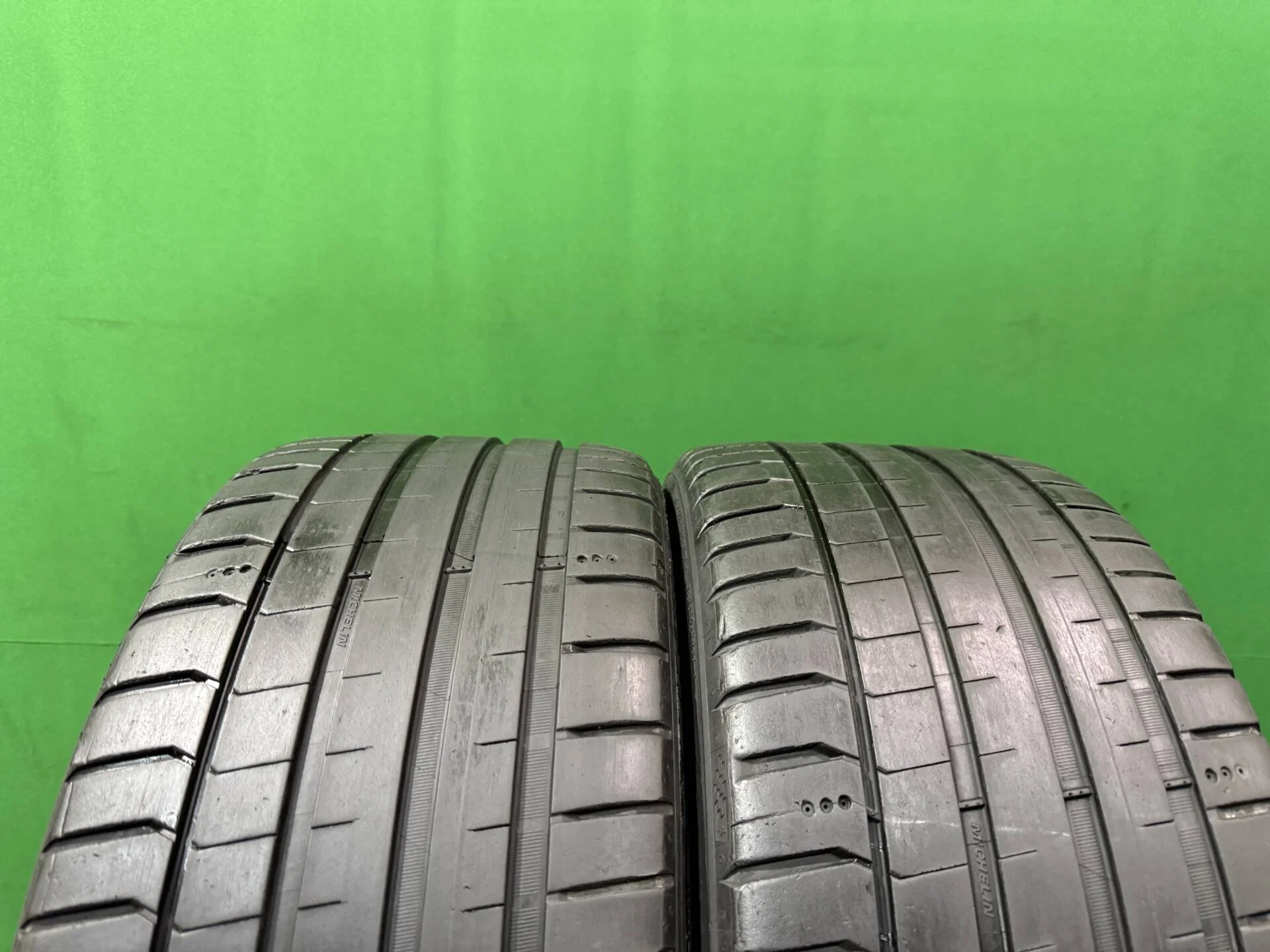 235/35 R19 дюймов Michelin Pilot Sport 5 летние - миниатюра 6