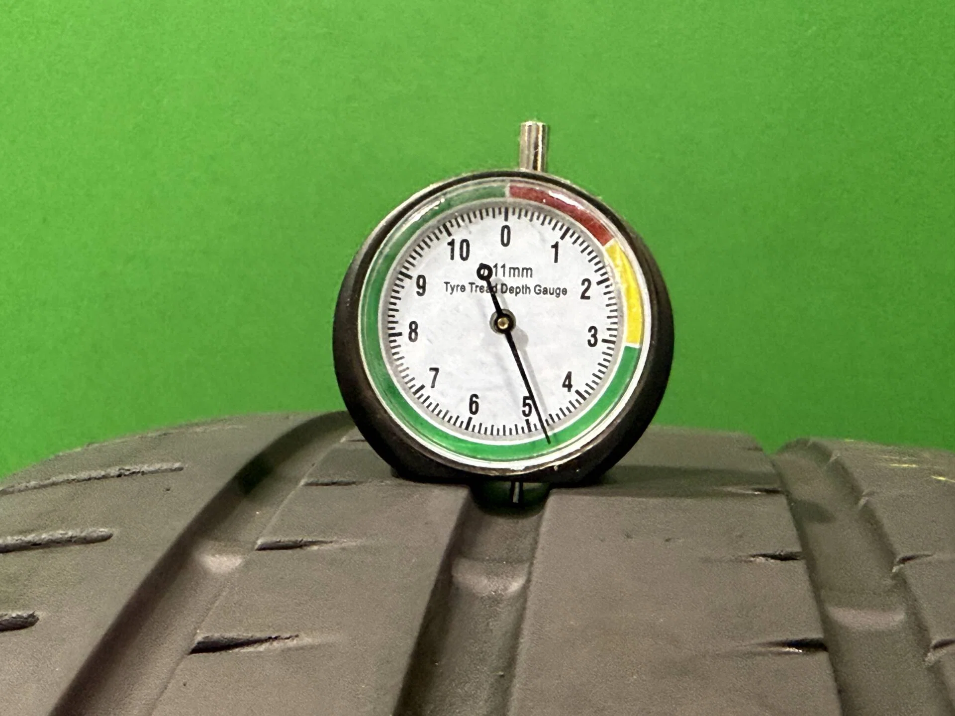 265/45 R20 дюймов Pirelli P Zero Rosso летние - миниатюра 2