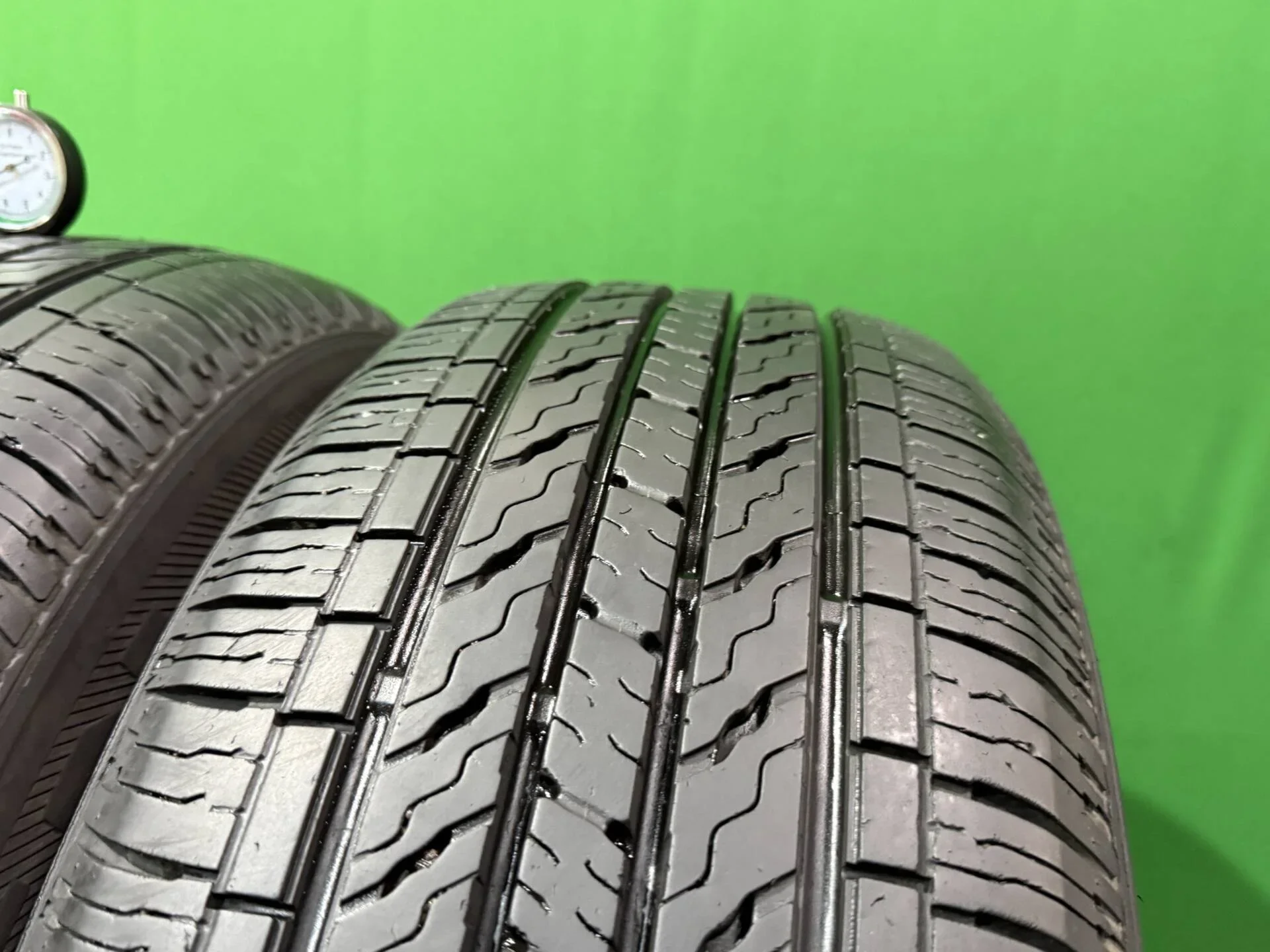 235/60 R18 дюймов Nexen Roadian 571 летние - миниатюра 8
