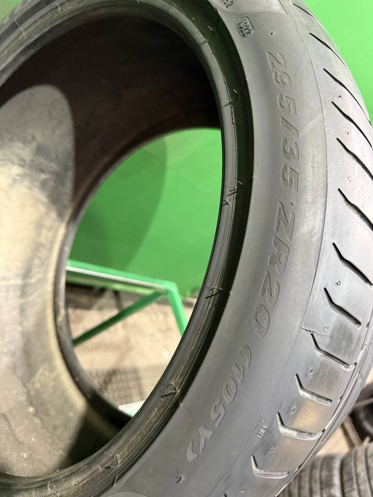 295/35 R20 дюймов Pirelli P Zero летние - миниатюра 3