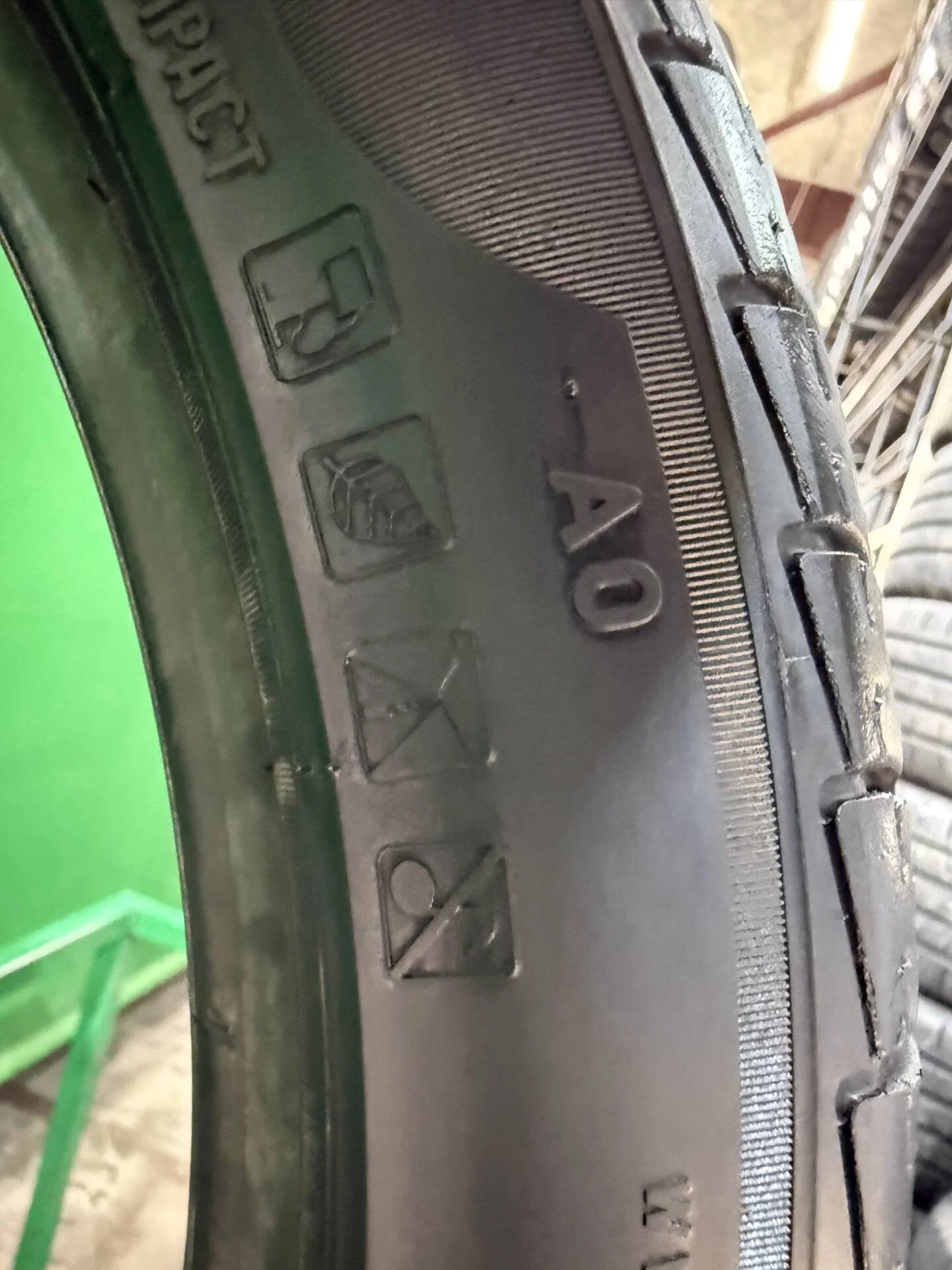 245/40 R18 дюймов Pirelli P Zero All Season всесезонные - миниатюра 2