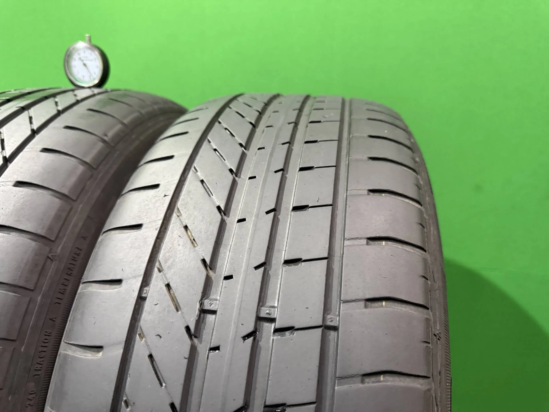 225/55 R17 дюймов Goodyear Excellence летние - миниатюра 6