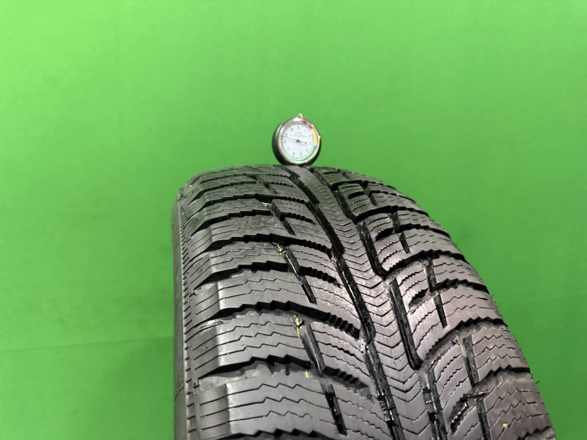 225/60 R17 дюймов Bfgoodrich Winter T/A KSI зимние нешипованные - миниатюра 6