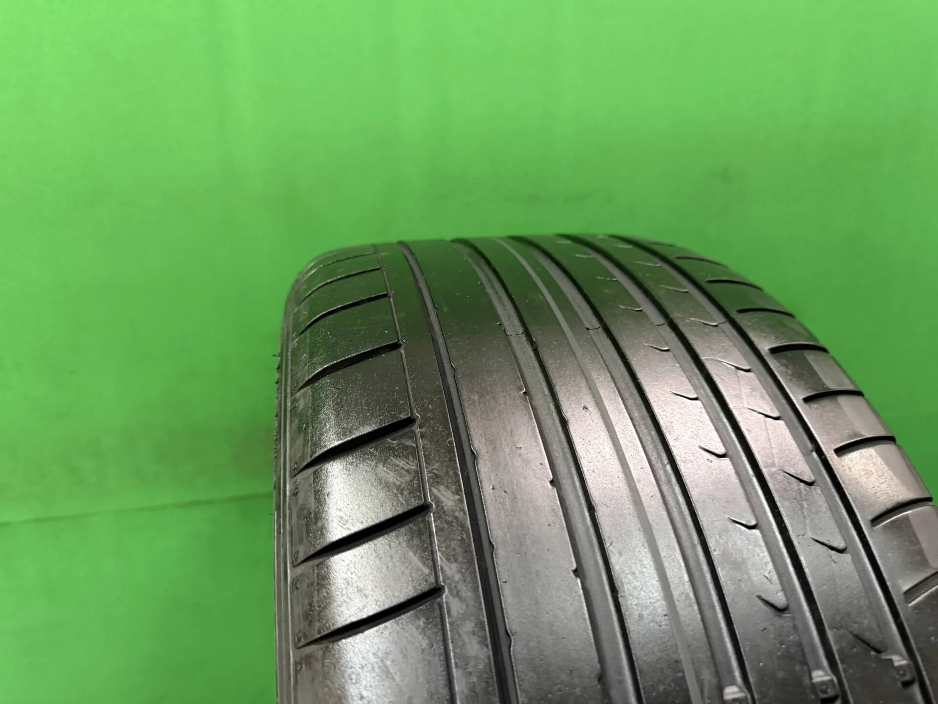 275/30 R20 дюймов Dunlop SP Sport Maxx GT ROF летние - миниатюра 4