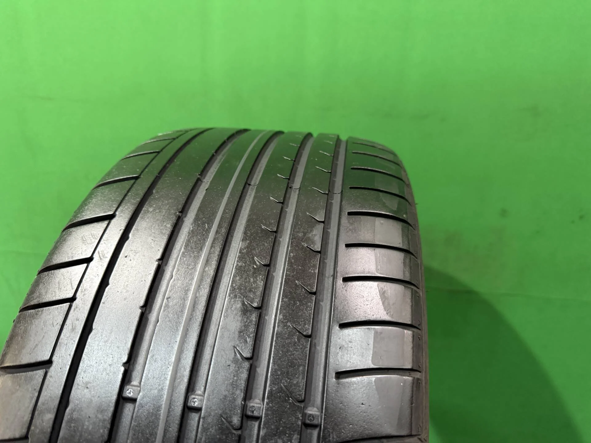 275/30 R20 дюймов Dunlop SP Sport Maxx GT ROF летние - миниатюра 5