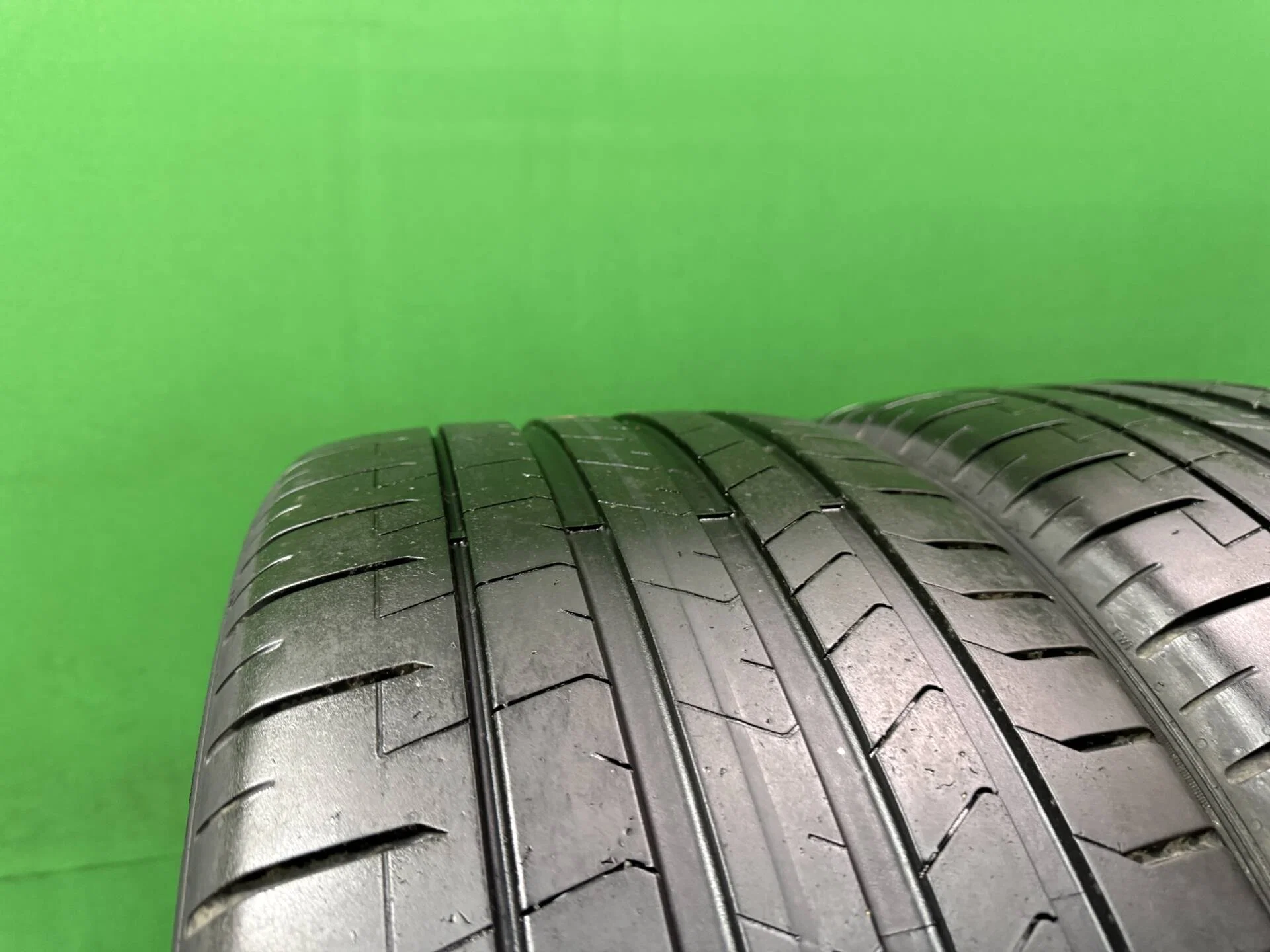 265/35 R22 дюймов Pirelli P Zero PZ4 летние - миниатюра 5