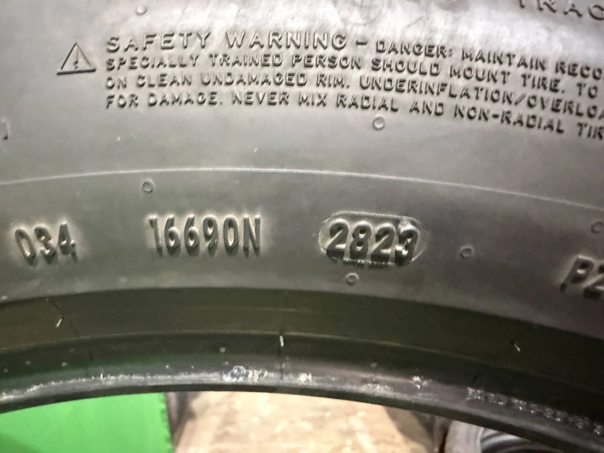 255/50 R20 дюймов Pirelli P Zero PZ4 летние - миниатюра 3