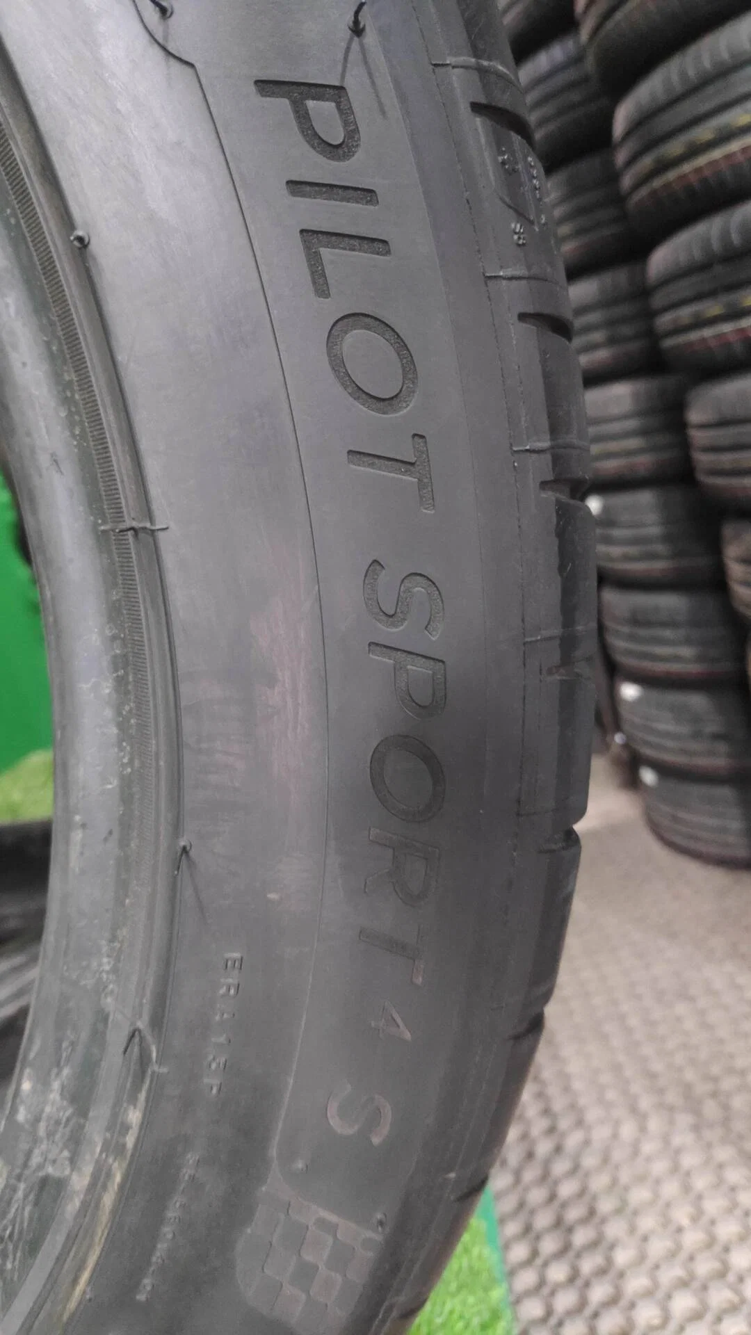 275/40 R19 Michelin Pilot Sport 4 S летние - миниатюра 6