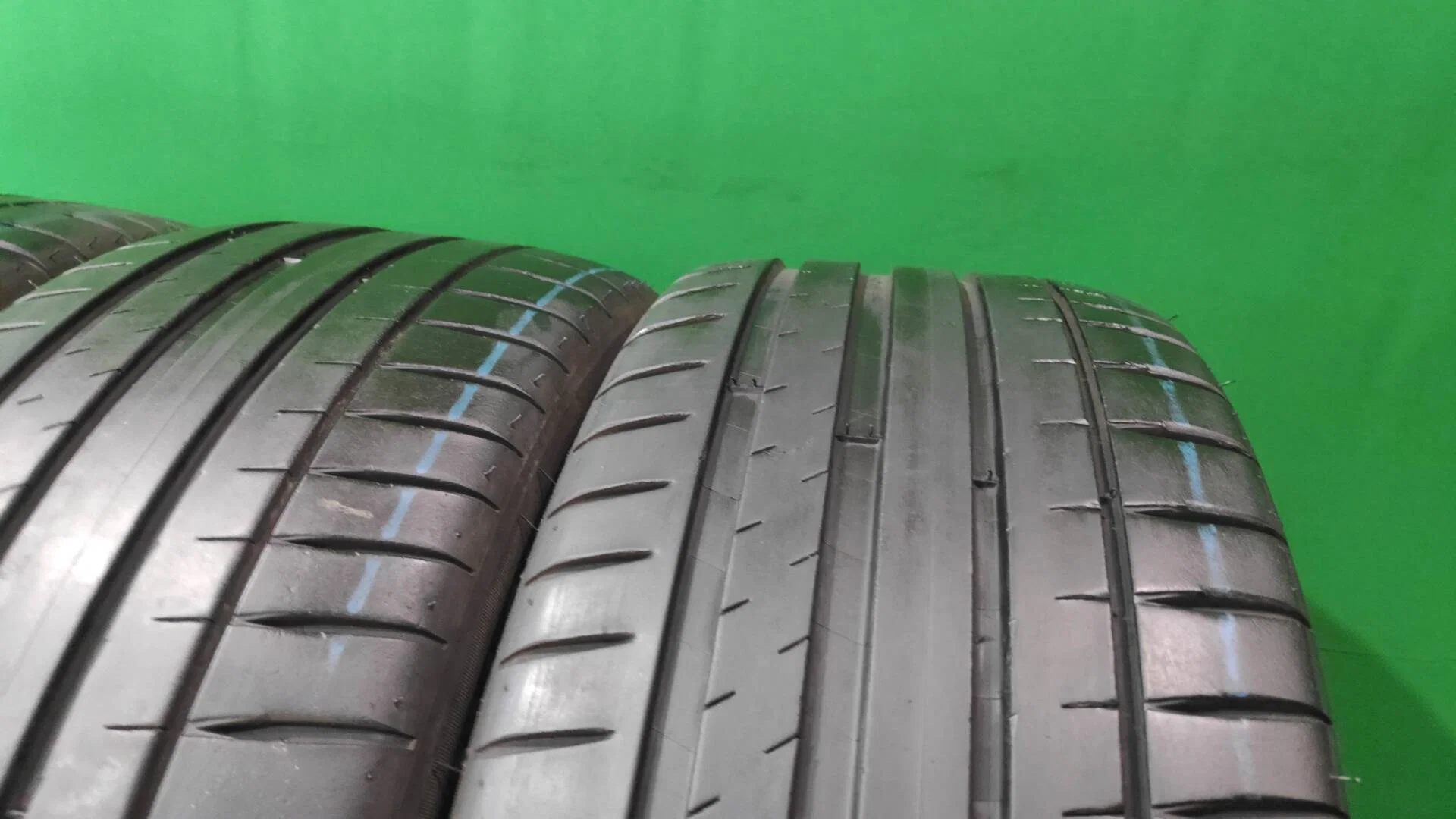 235/45 R19 Michelin Pilot Sport 4 летние - миниатюра 2