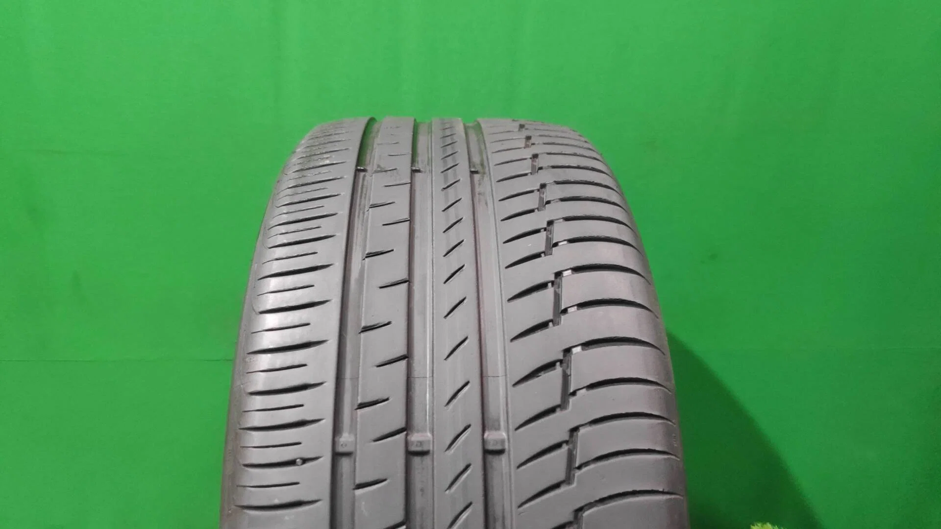 275/40 R21 Continental PremiumContact 6 летние - миниатюра 9