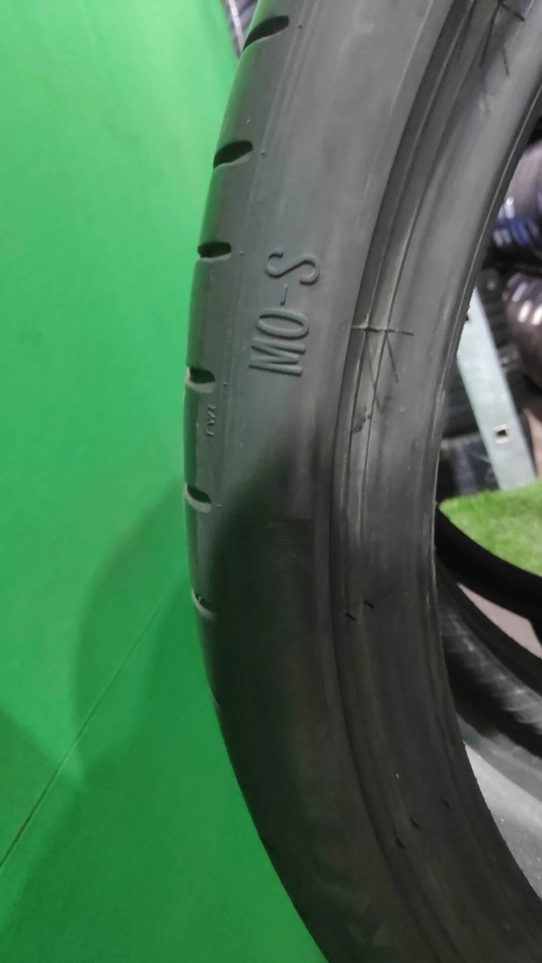 285/30 R21 Pirelli P Zero PZ4 летние - миниатюра 4