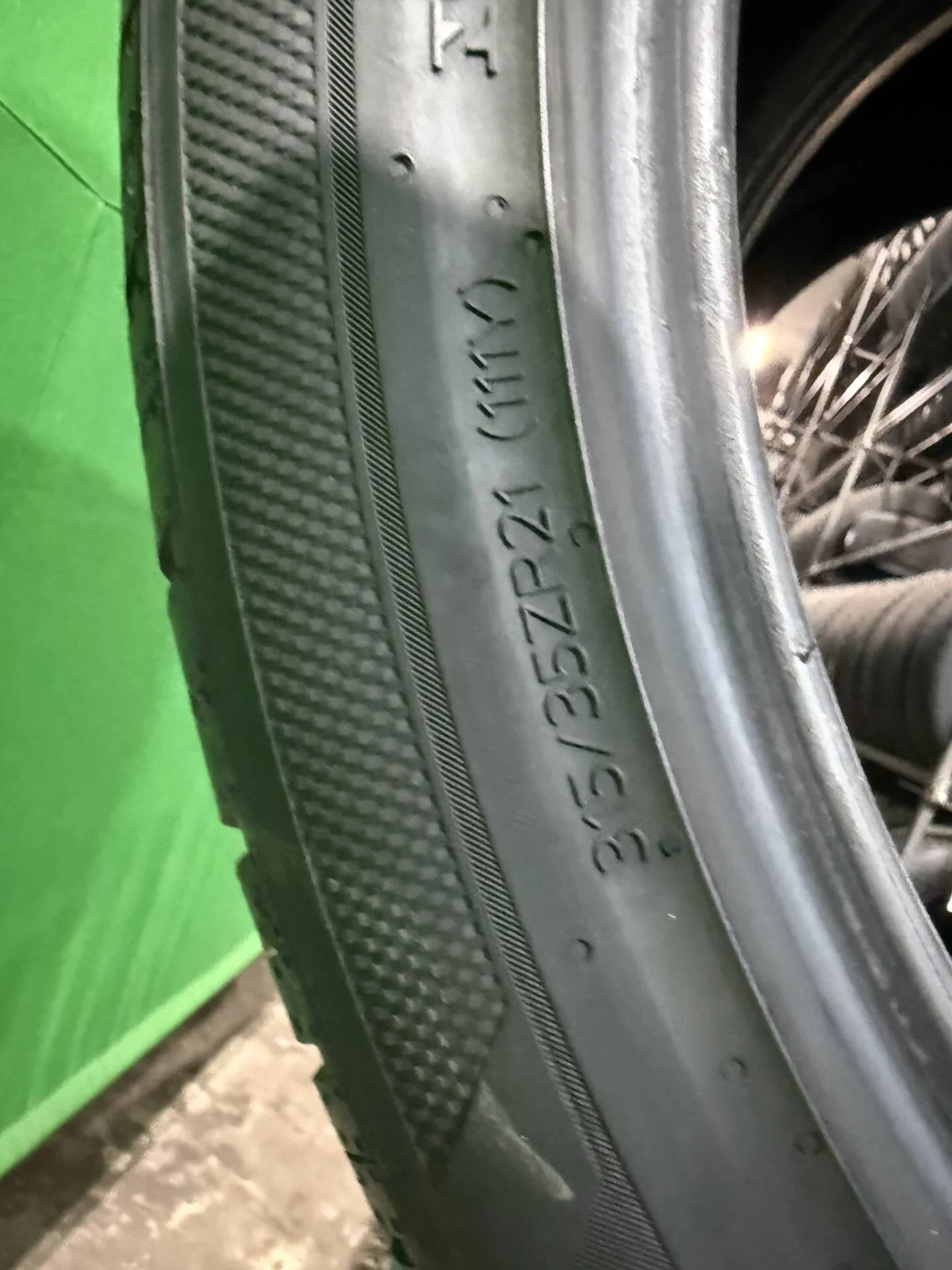 315/35 R21 дюймов Hankook Ventus S1 Evo3 SUV K127A летние - миниатюра 2