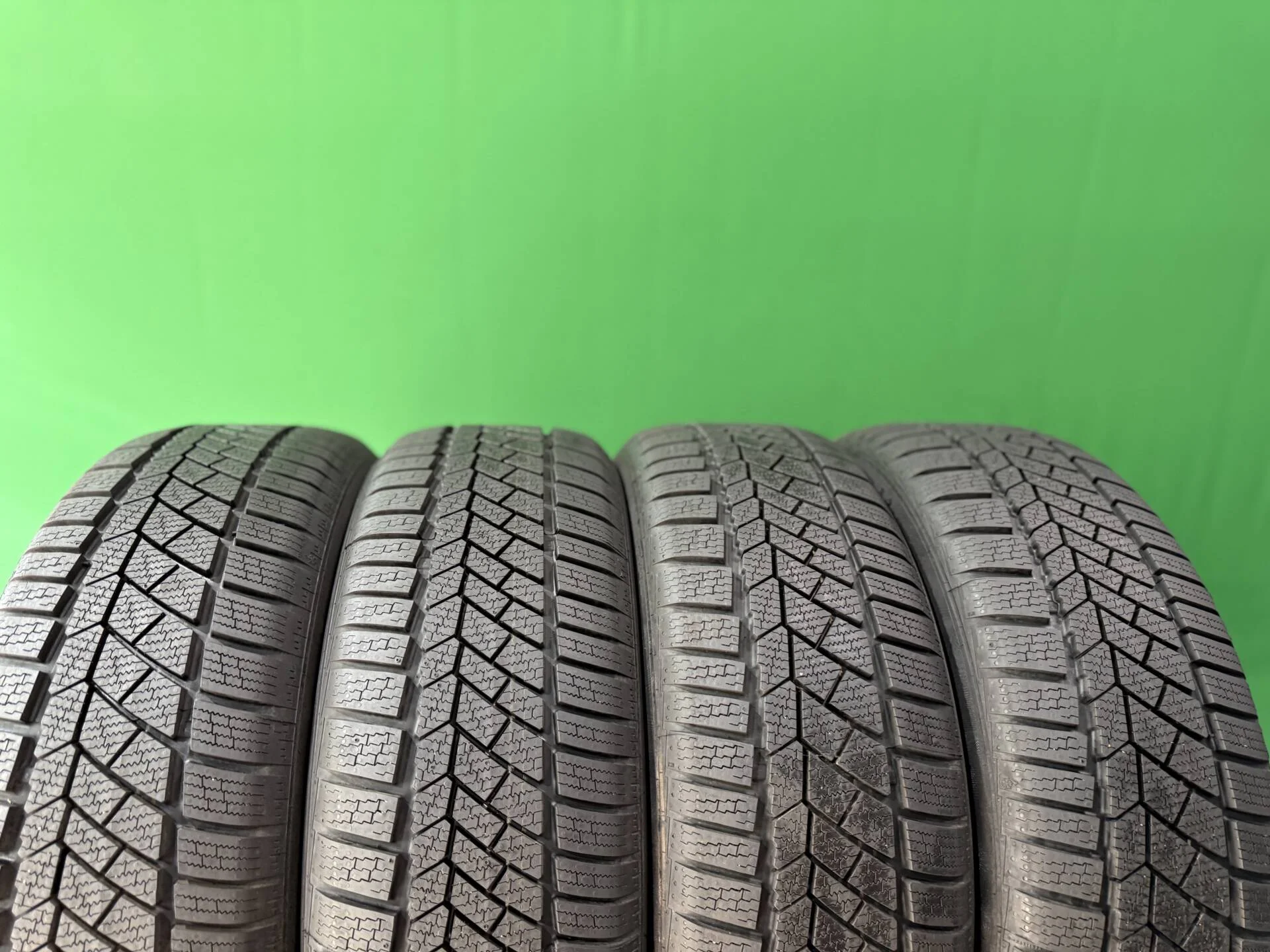 205/55 R18 дюймов Continental ContiWinterContact TS 830 P зимние нешипованные