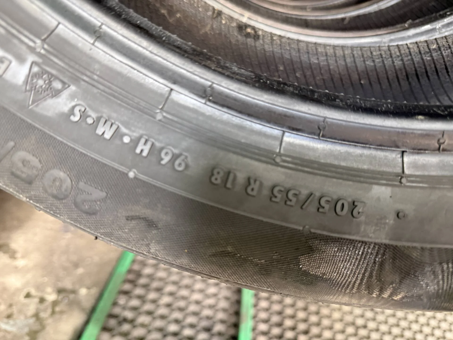 205/55 R18 дюймов Continental ContiWinterContact TS 830 P зимние нешипованные - миниатюра 3