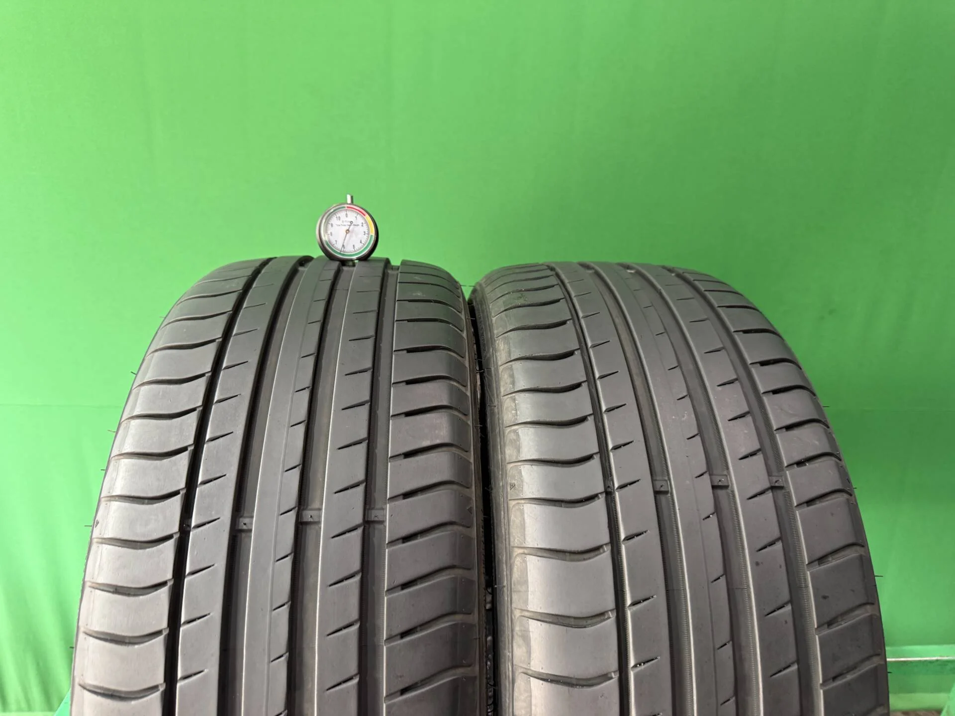 225/40 R19 дюймов Triangle EffeXSport TH202 летние - изображение 1