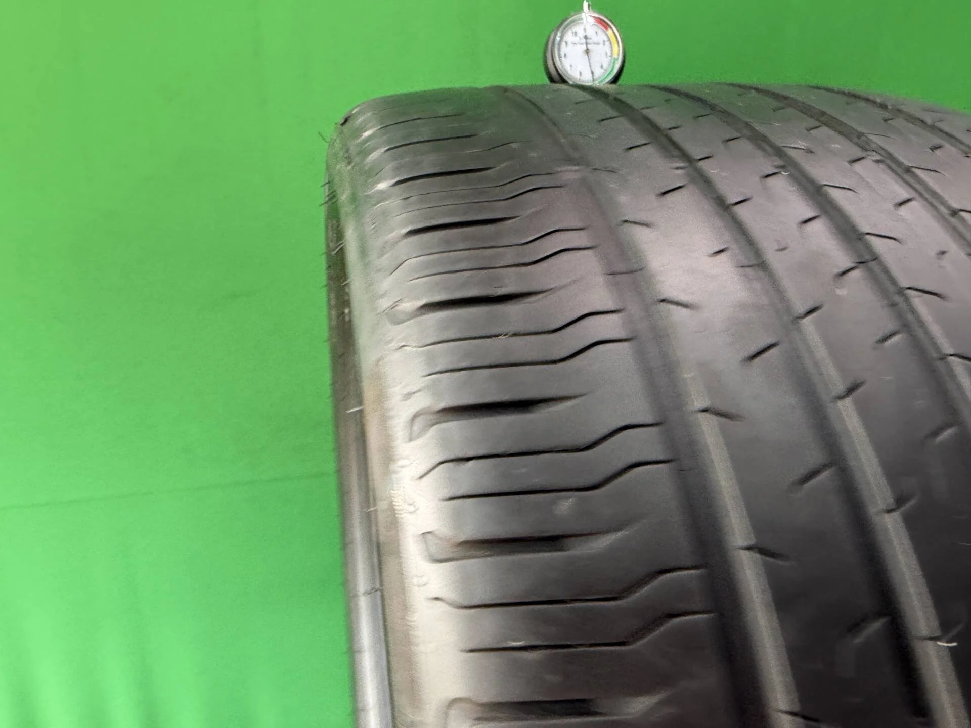 315/30 R22 дюймов Continental EcoContact 6 летние - миниатюра 4