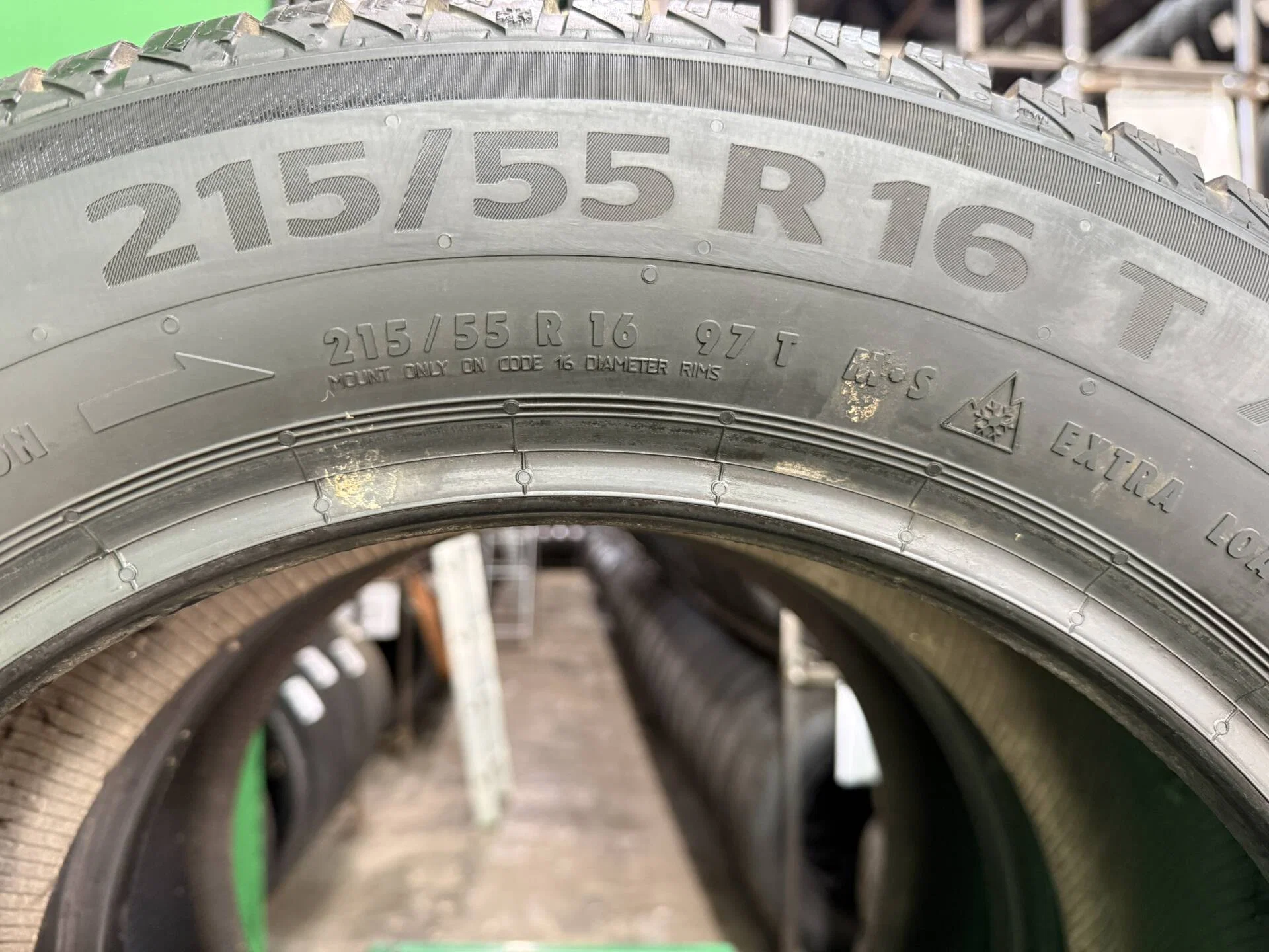 215/55 R16 дюймов Continental ContiVikingContact 7 зимние нешипованные - миниатюра 6