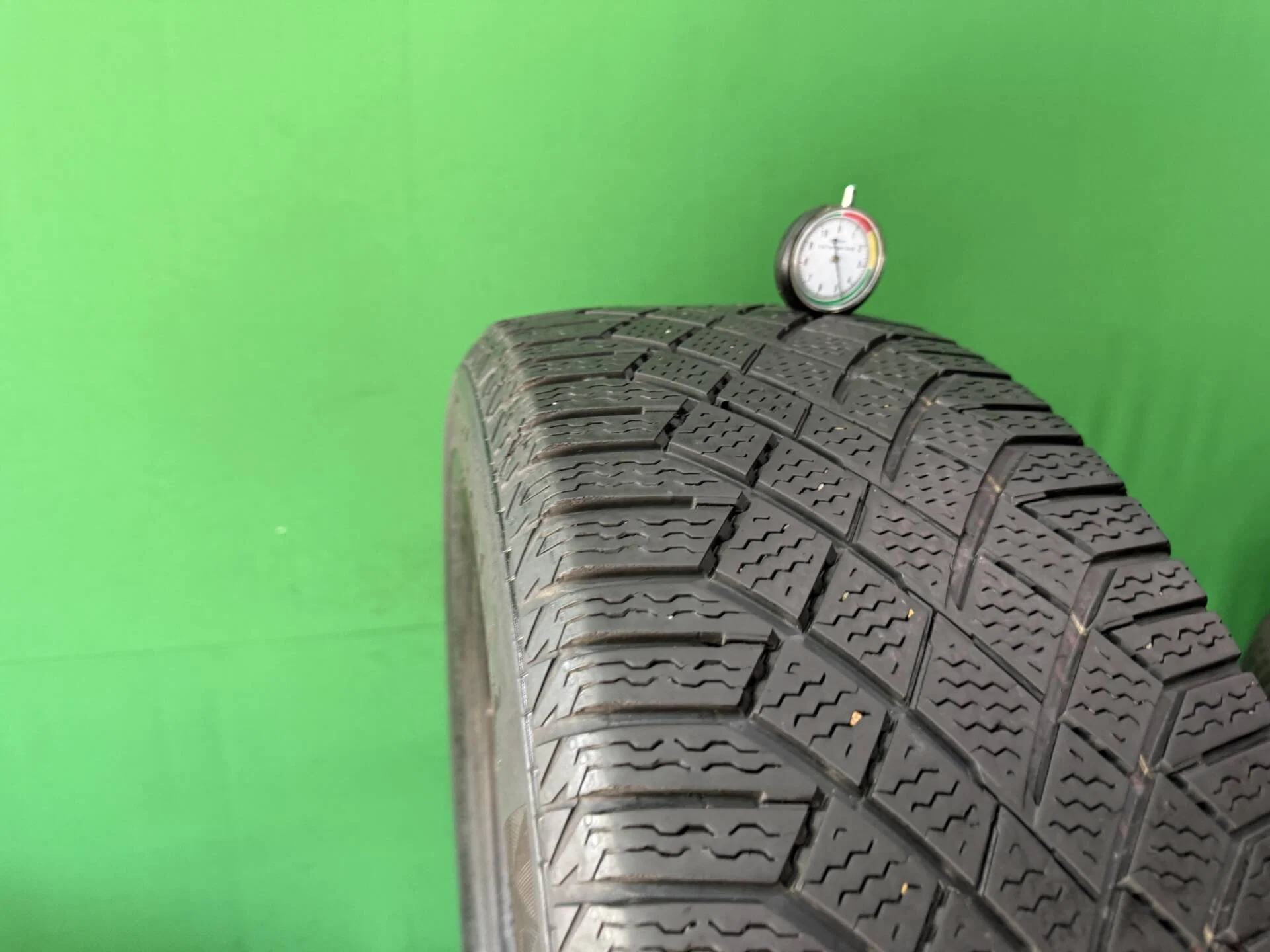 235/55 R18 дюймов Continental ContiVikingContact 7 зимние нешипованные - миниатюра 6
