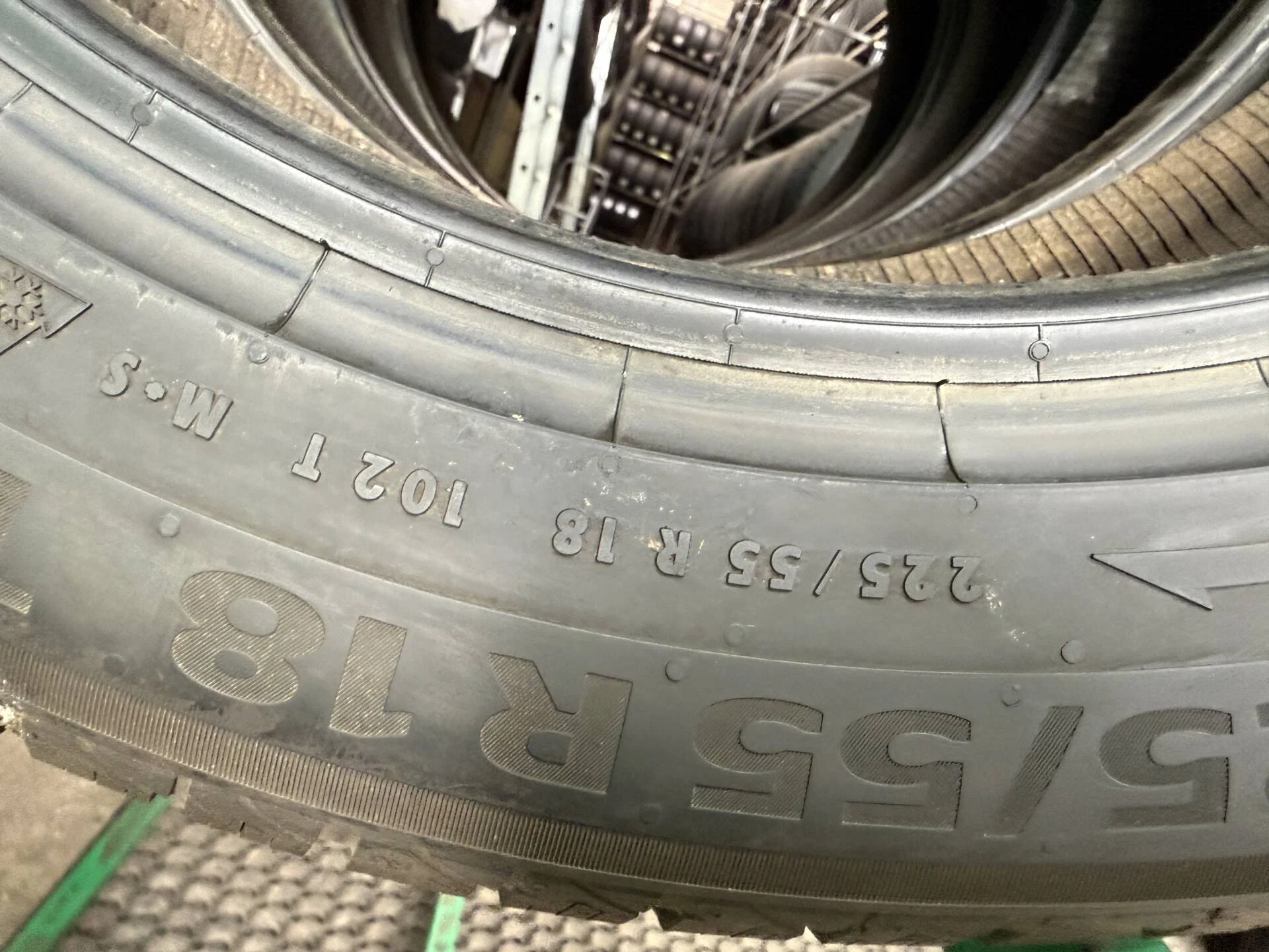 225/55 R18 дюймов Continental ContiVikingContact 7 зимние нешипованные - миниатюра 2