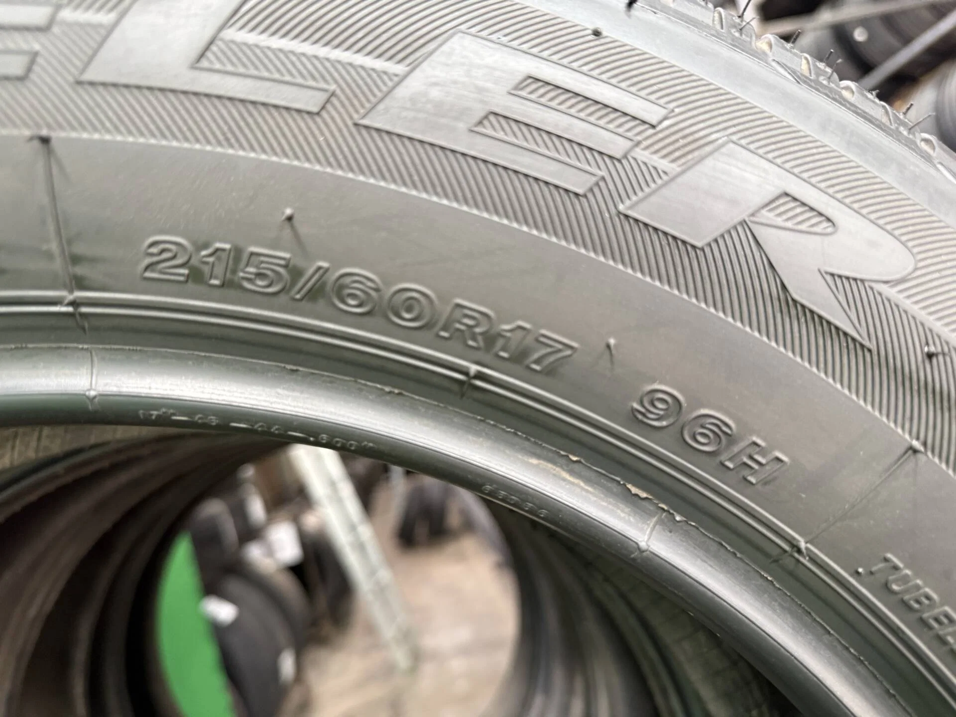 215/60 R17 дюймов Bridgestone Dueler H/P Sport летние - миниатюра 3