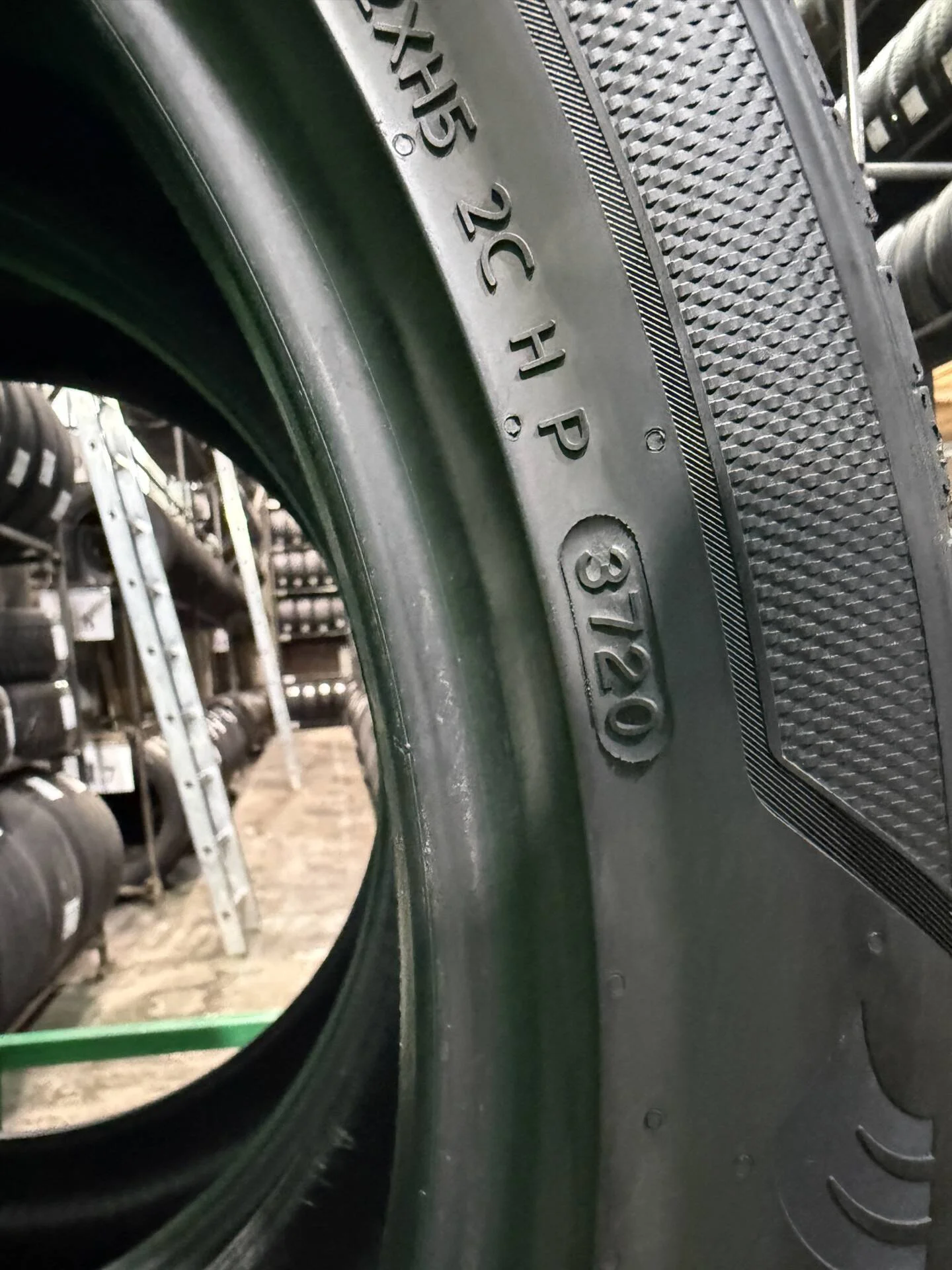 285/40 R21 дюймов Hankook Ventus S1 Evo3 SUV K127A летние - миниатюра 3