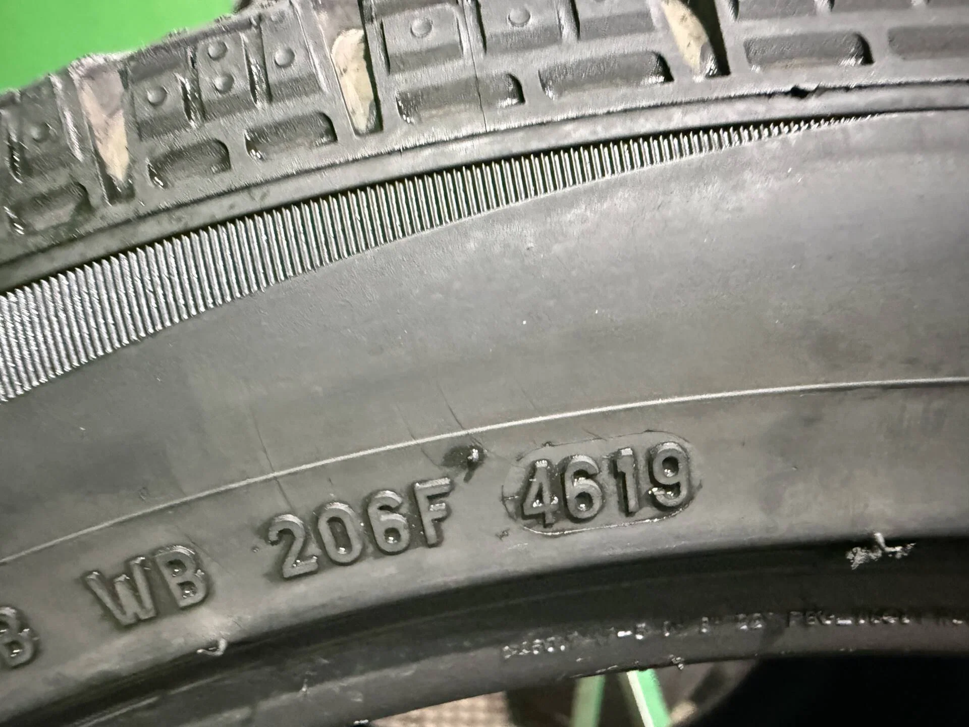 235/45 R18 дюймов Pirelli Ice Zero FR всесезонные - миниатюра 2