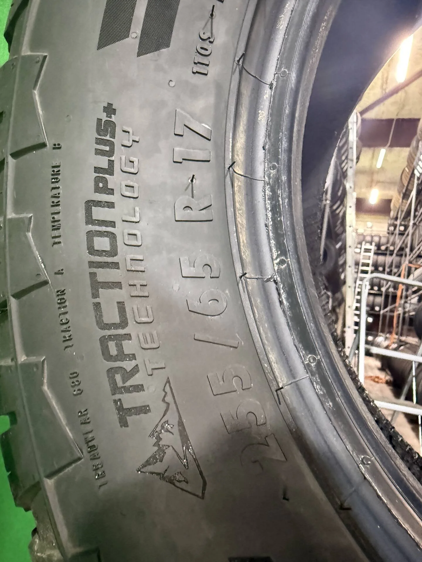 255/65 R17 дюймов Continental TerrainContact A/T летние - миниатюра 3