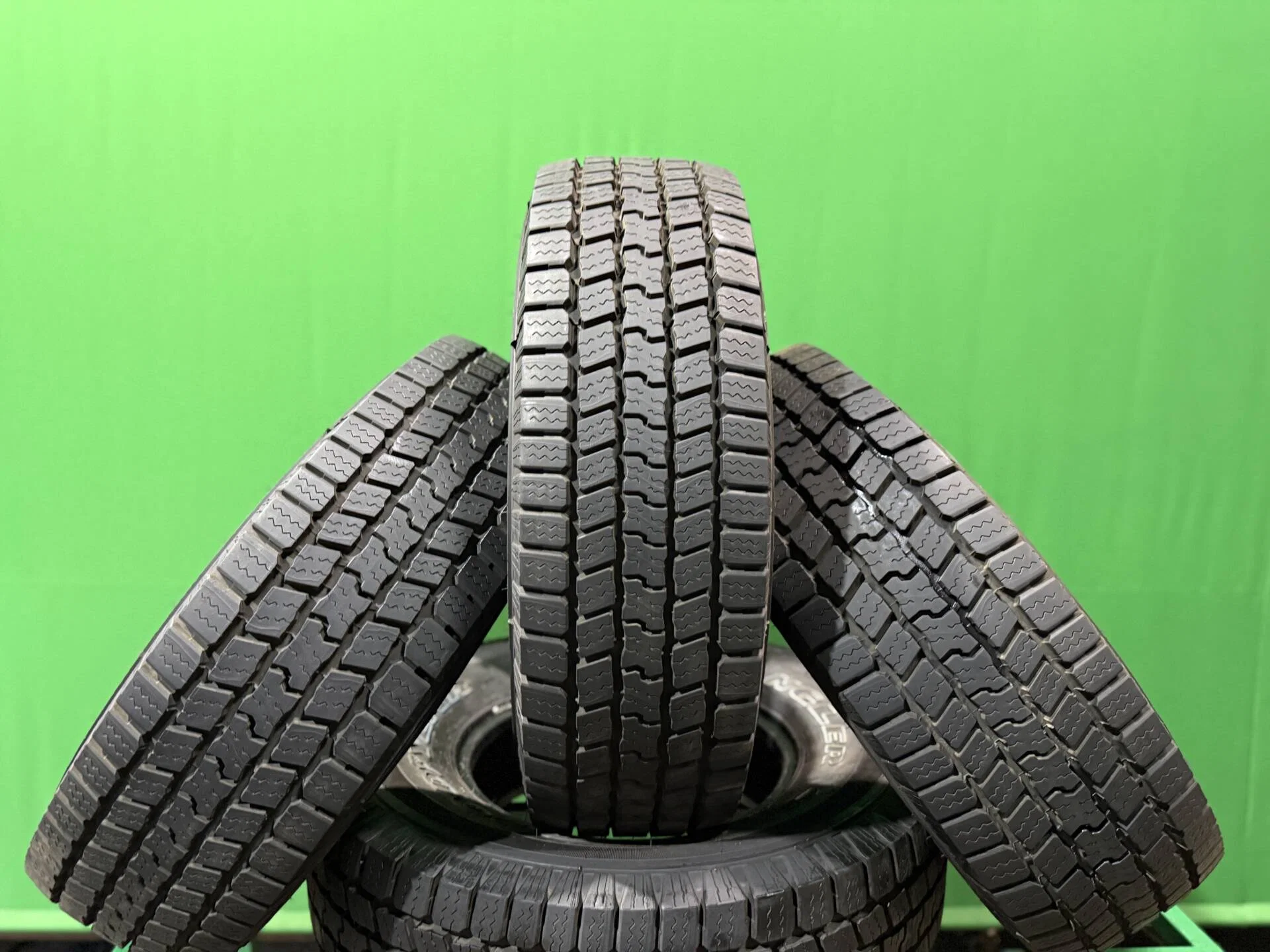 265/75 R16 дюймов Goodyear Wrangler SR/A летние - изображение 1