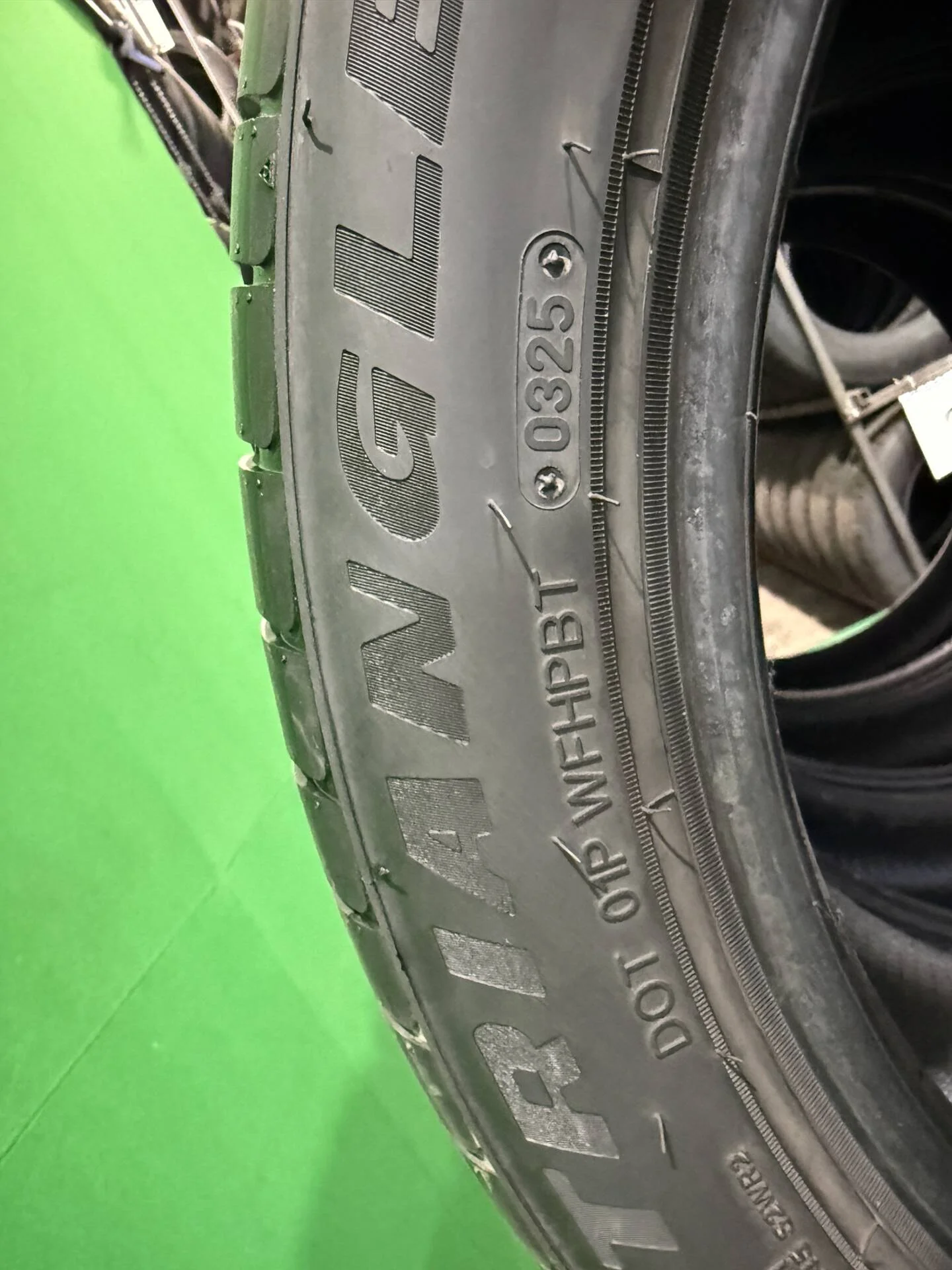 235/45 R18 дюймов Triangle EffeXSport TH202 летние - миниатюра 2