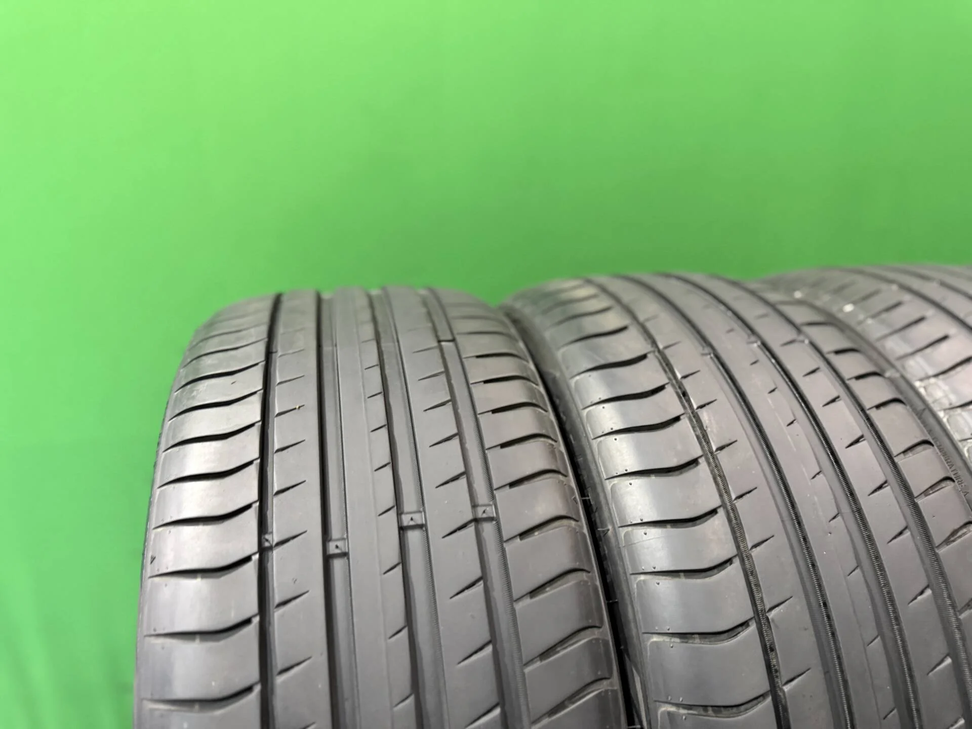 235/45 R18 дюймов Triangle EffeXSport TH202 летние - миниатюра 5