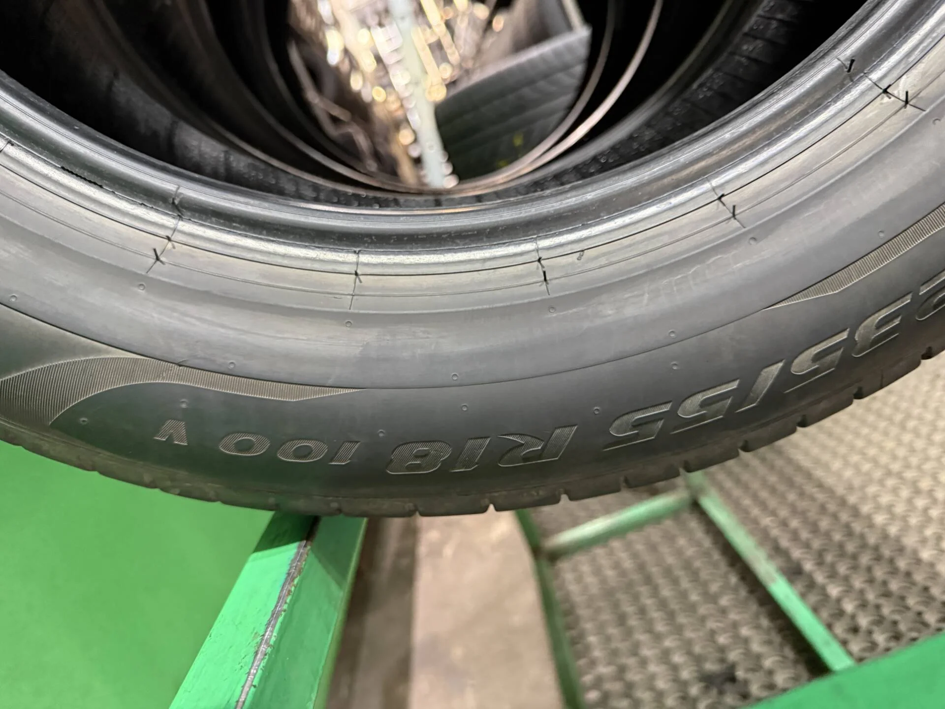 235/55 R18 дюймов Pirelli P Zero PZ4 летние - миниатюра 3