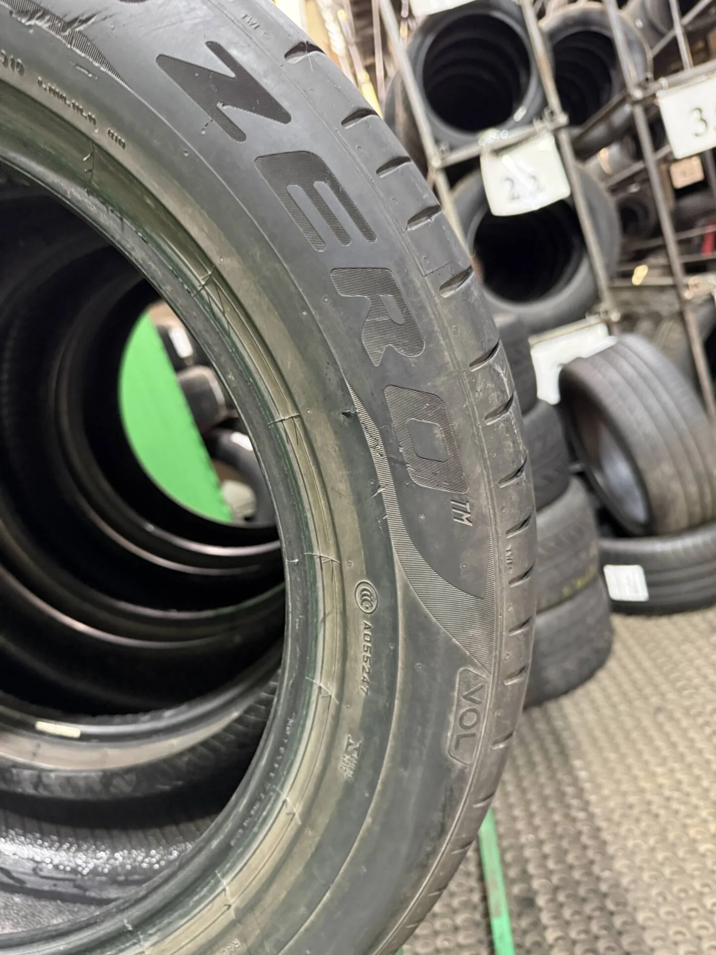 235/55 R18 дюймов Pirelli P Zero PZ4 летние - миниатюра 4