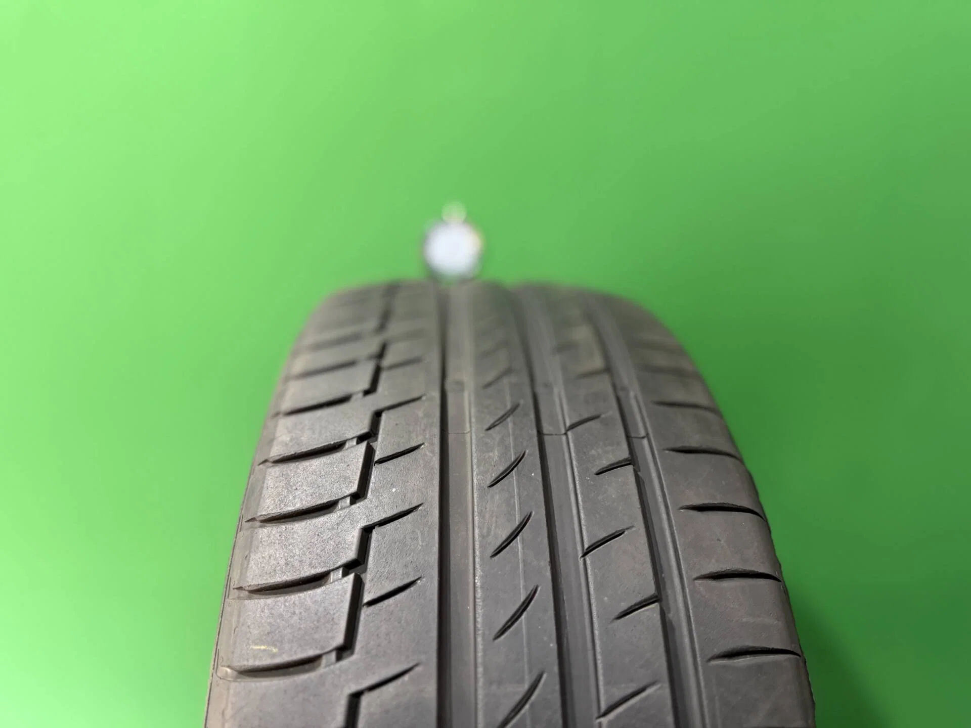 285/45 R22 дюймов Continental PremiumContact 6 SUV летние - изображение 1