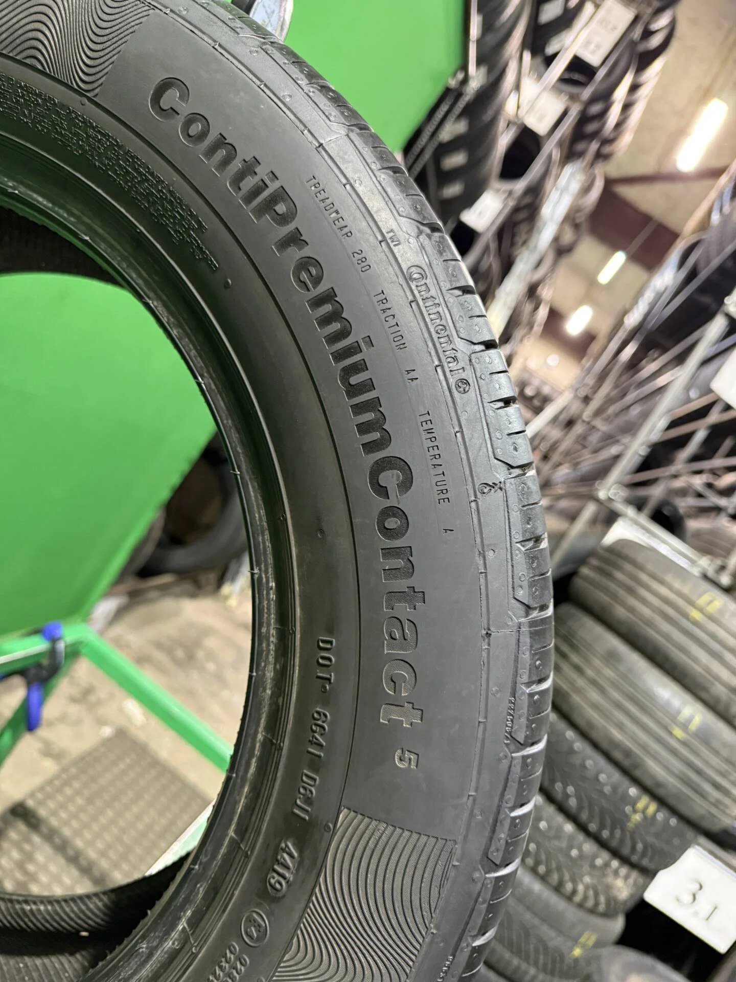225/60 R17 дюймов Continental ContiPremiumContact 5 SUV летние - миниатюра 6