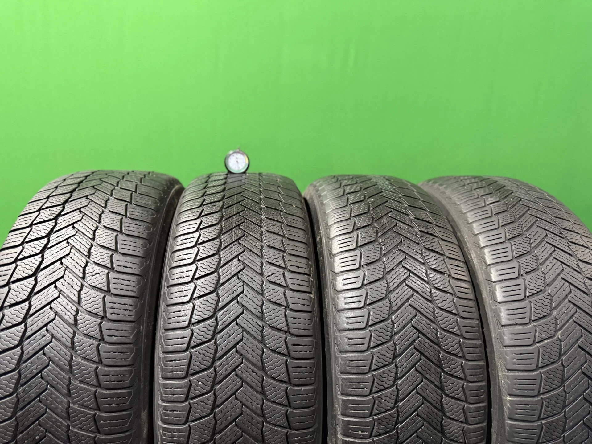 265/60 R18 дюймов Michelin X-Ice Snow SUV зимние нешипованные