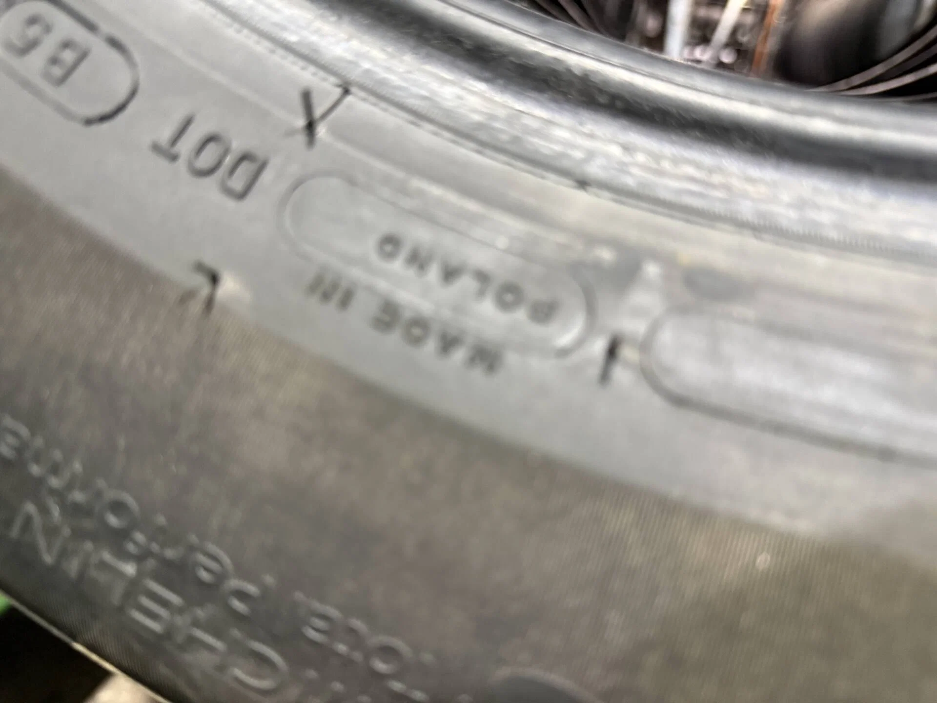 265/60 R18 дюймов Michelin X-Ice Snow SUV зимние нешипованные - миниатюра 3