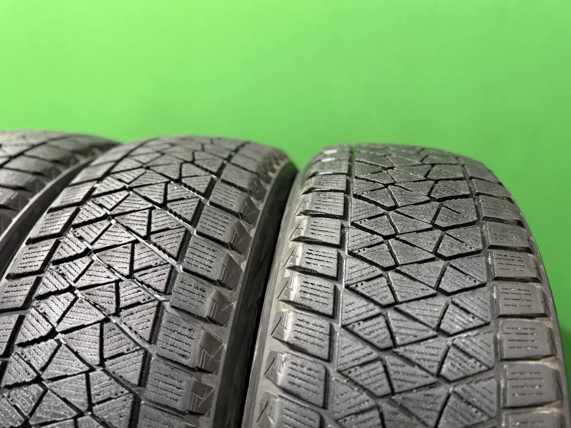225/55 R19 дюймов Bridgestone Blizzak DM-V2 зимние нешипованные - миниатюра 7